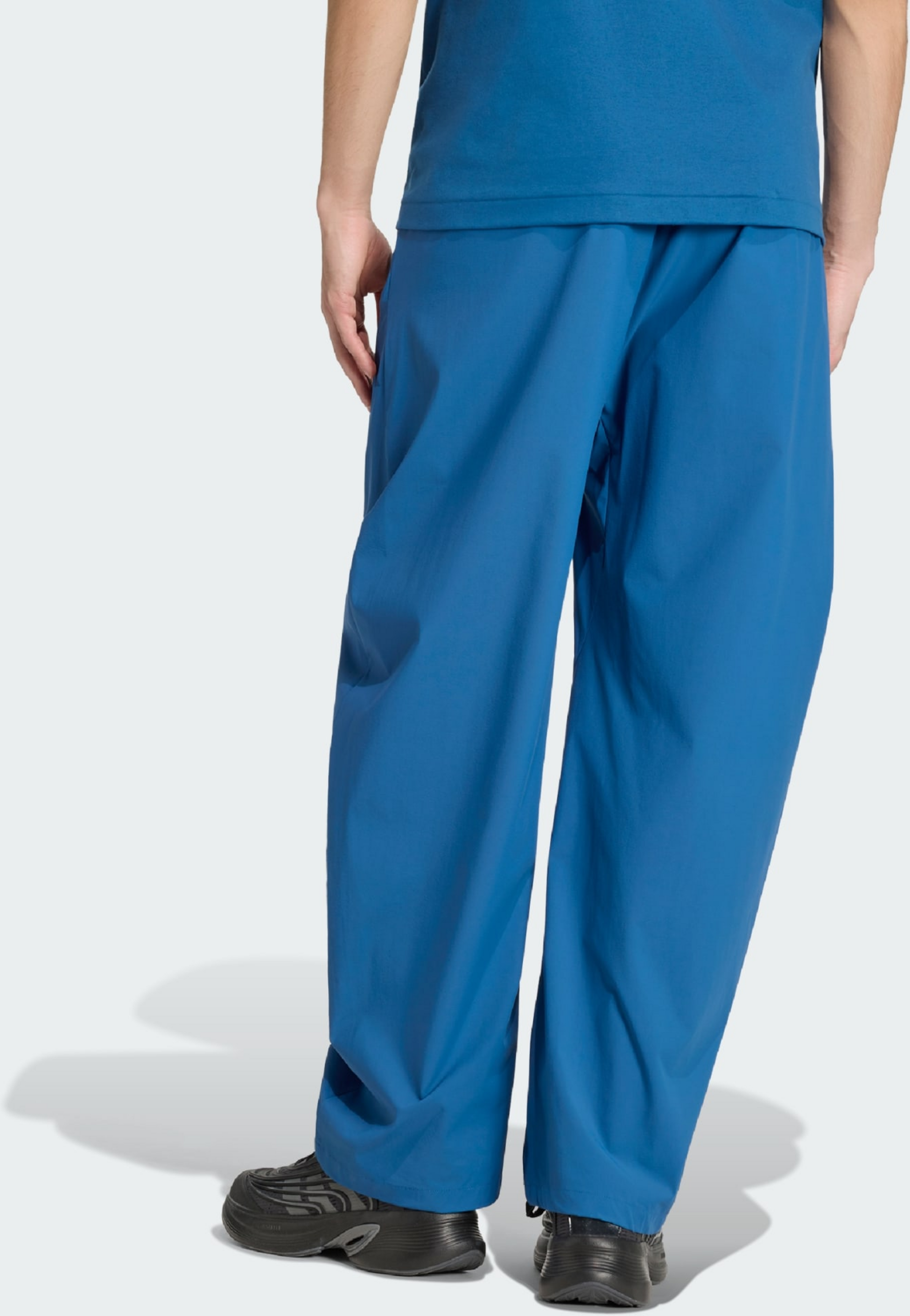 ADIDAS, Adidas Adidas Z.n.e. Woven Byxor