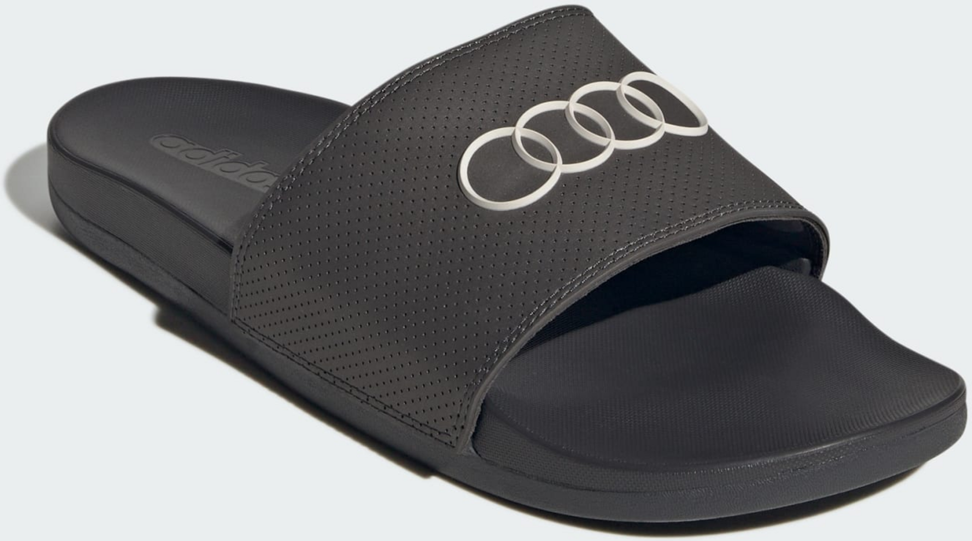 ADIDAS, Adidas Adilette Komfort Audi Revolut F1 Team Tofflor