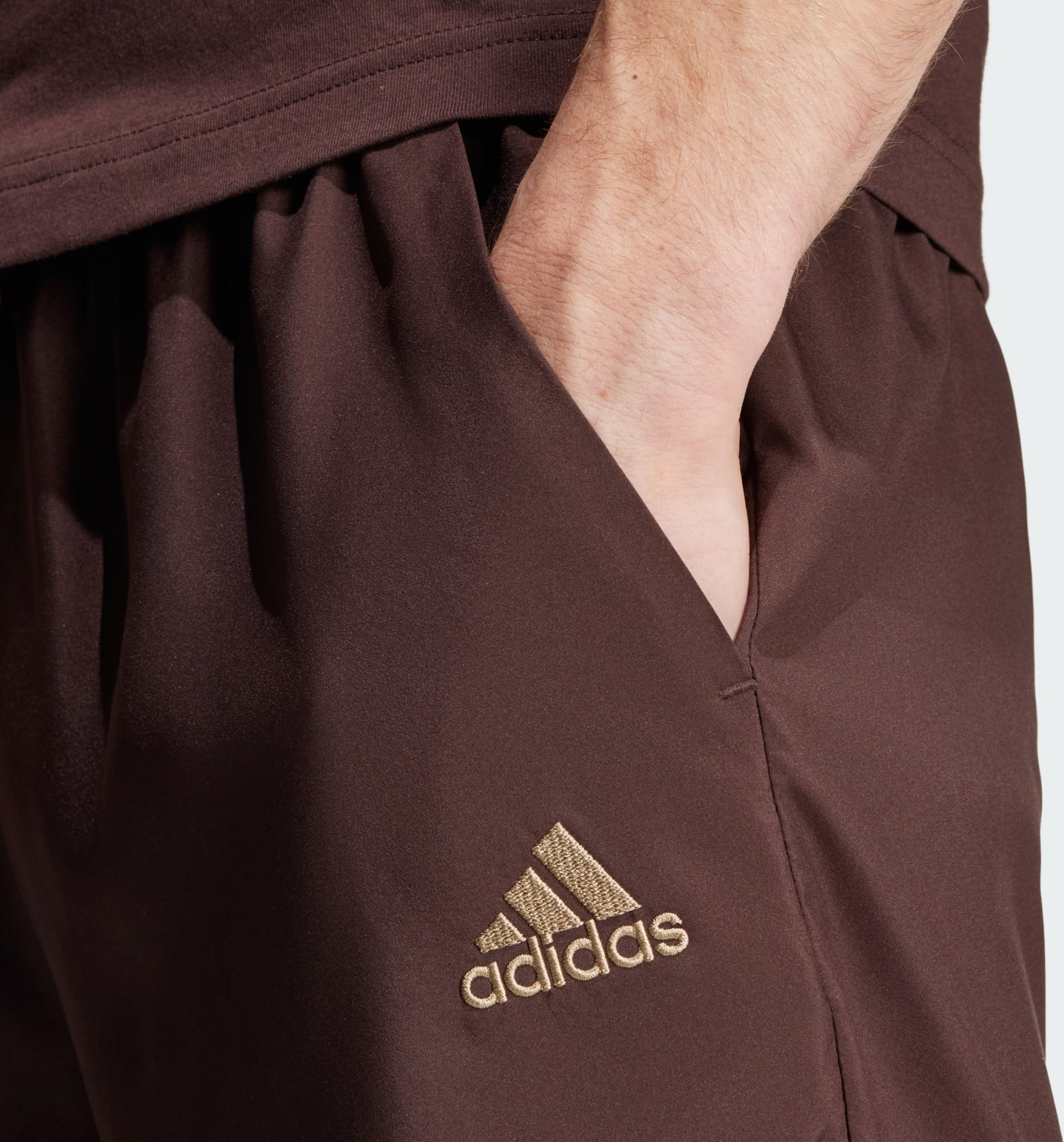 ADIDAS, Adidas Aeroready Essentials Chelsea Small Logo Shorts