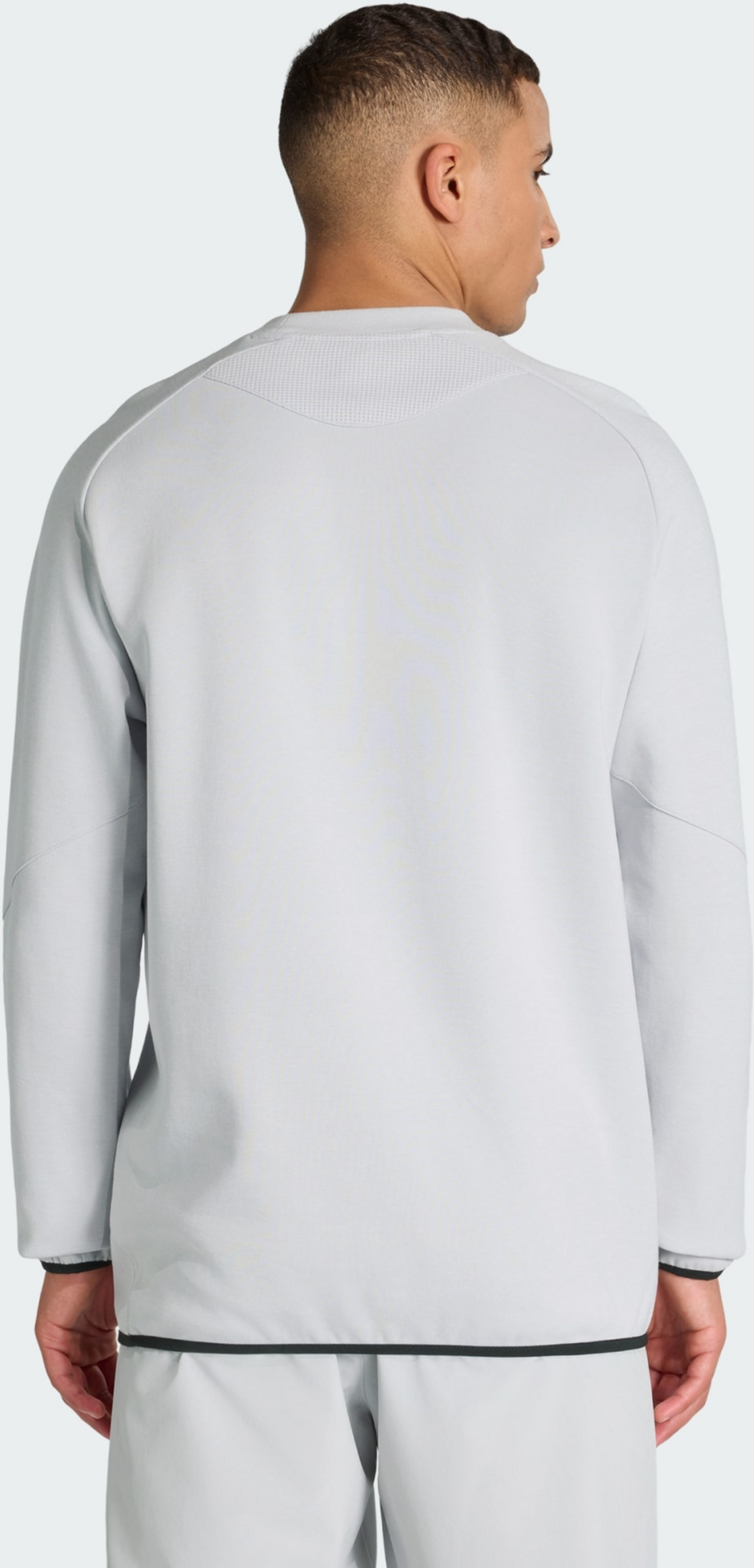 ADIDAS, Adidas Algeriet Tiro Tech Sweatshirt Med Rund Hals
