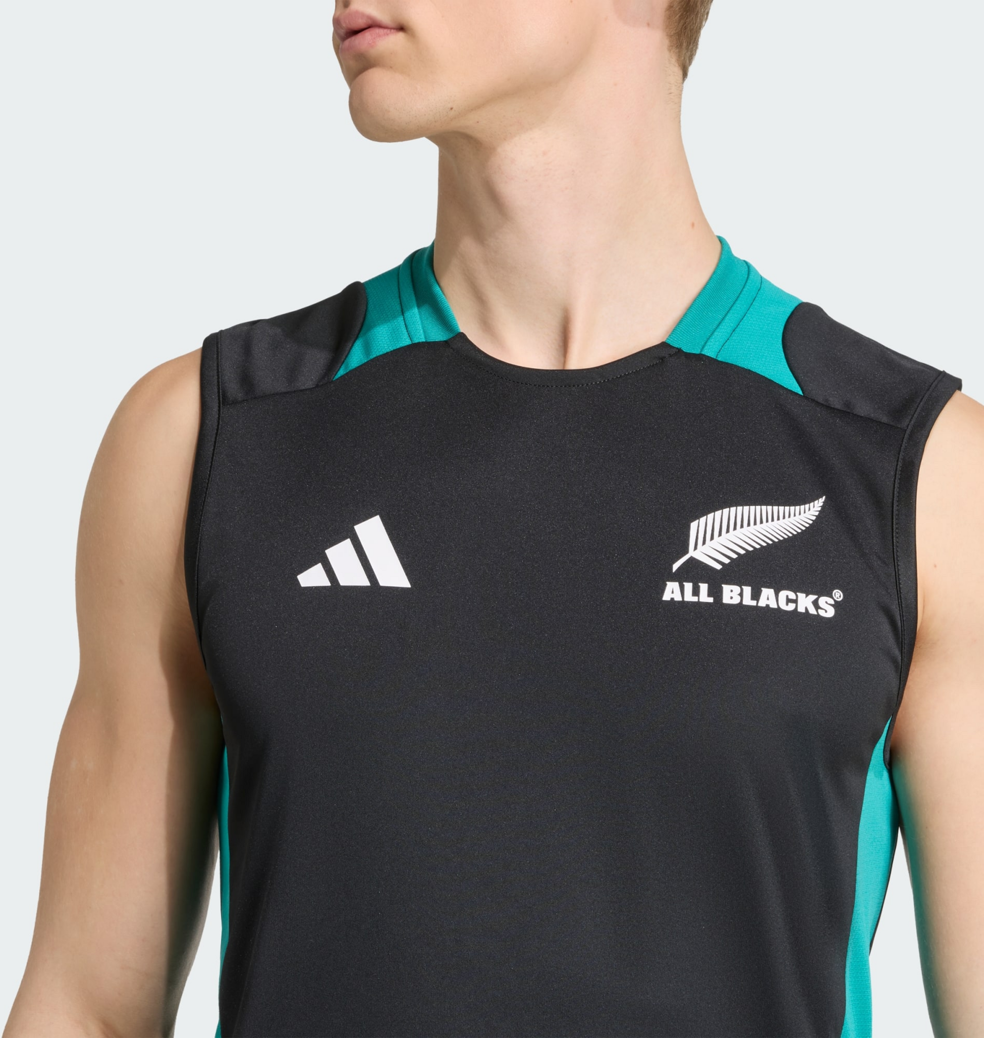 ADIDAS, Adidas All Blacks Linne