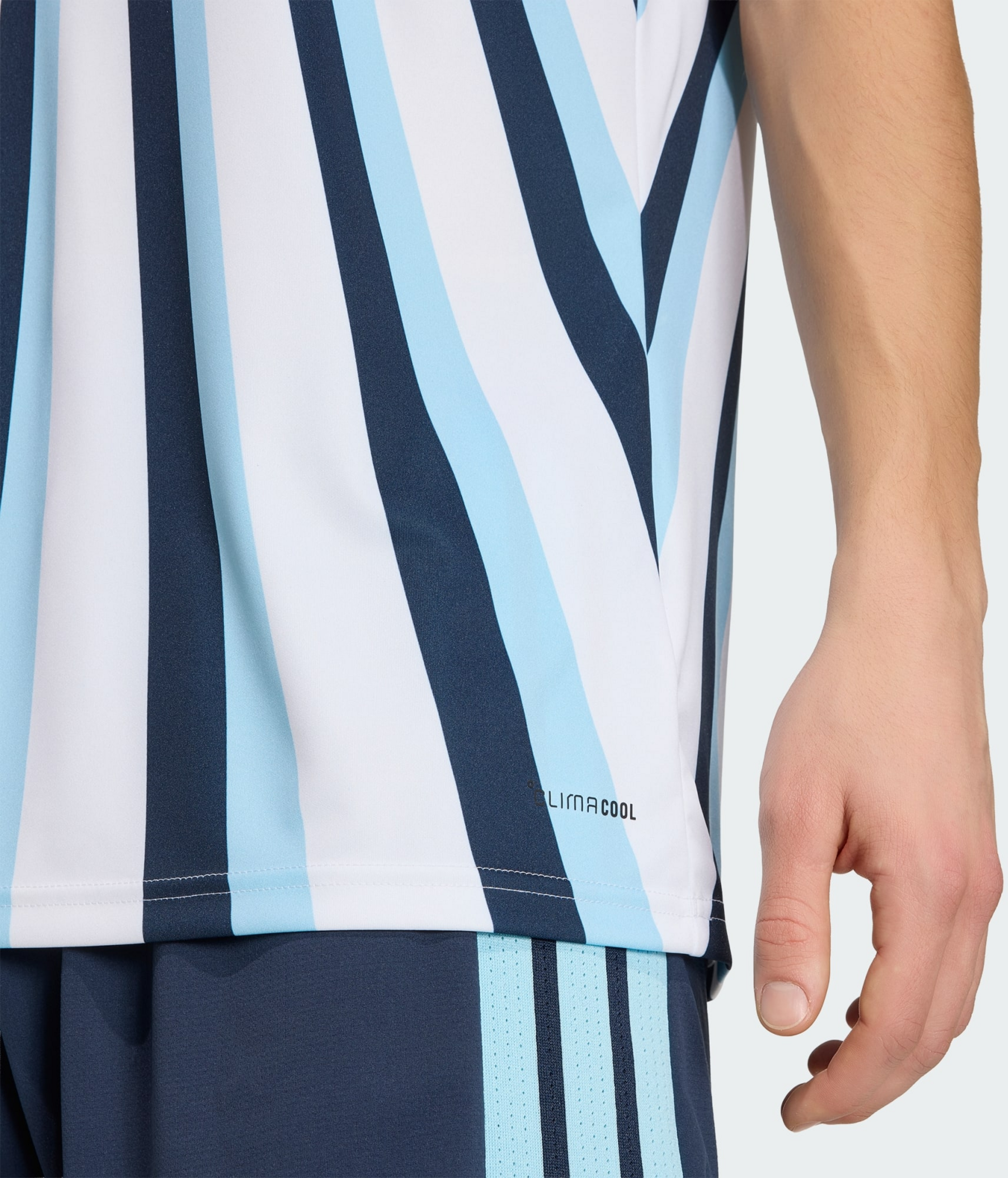 ADIDAS, Adidas Argentina 26 Home Uppv&auml;rmningstr&ouml;ja