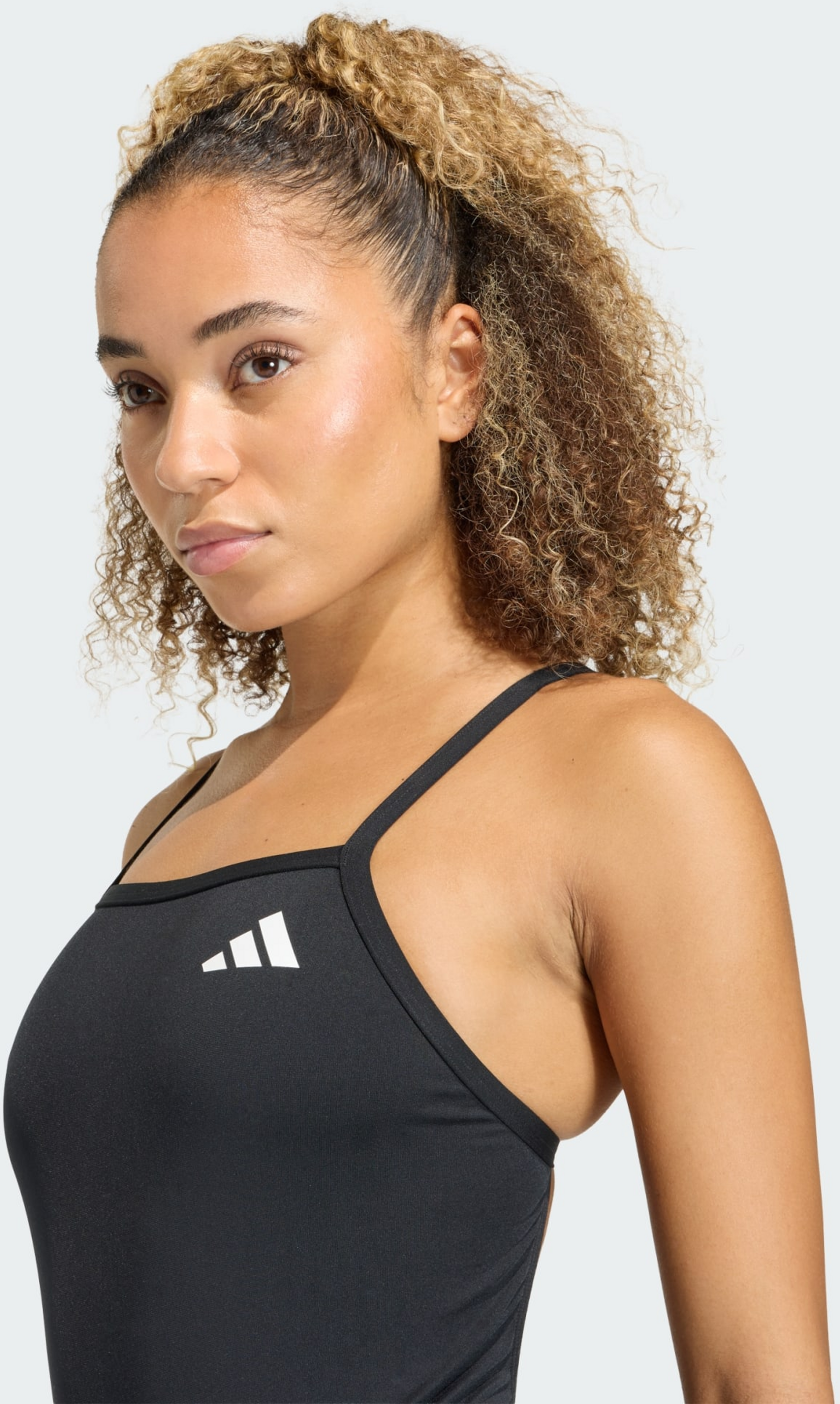 ADIDAS, Adidas Baddr&auml;kt Med Tunna Remmar Och V-rygg