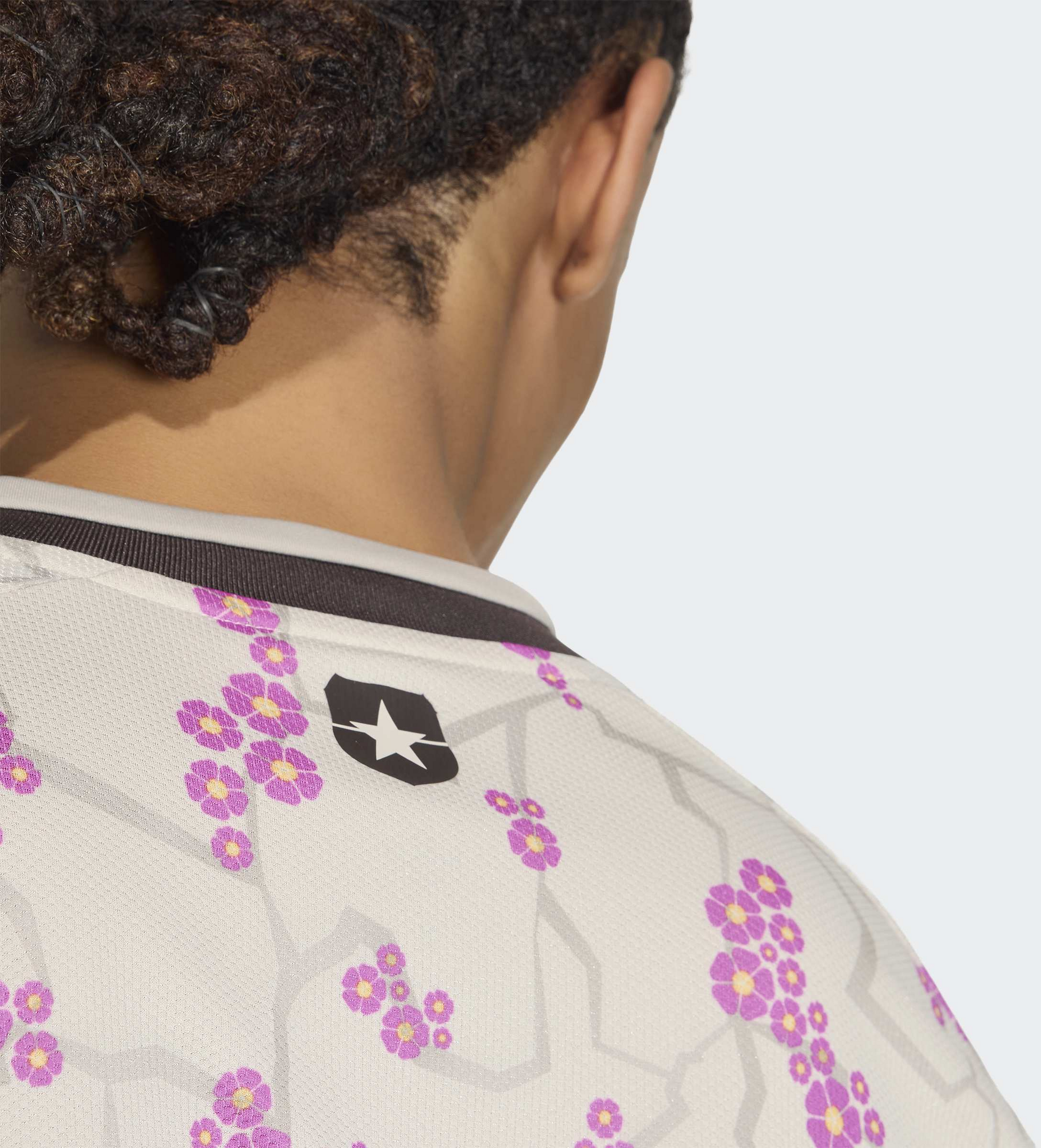 ADIDAS, Adidas Chile 26 Bortatr&ouml;ja