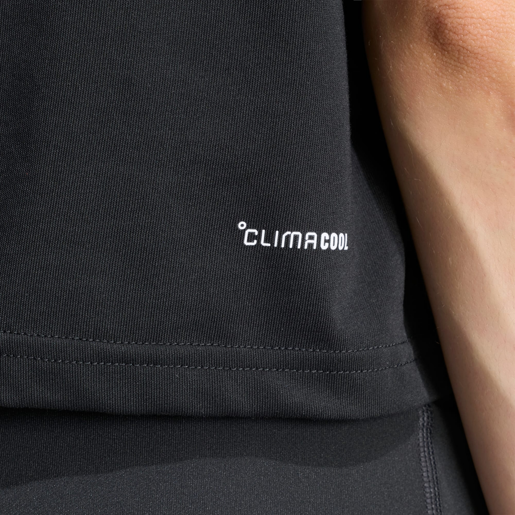 ADIDAS, Adidas Climacool Tr&auml;nings-t-shirt Med Grafisk Design