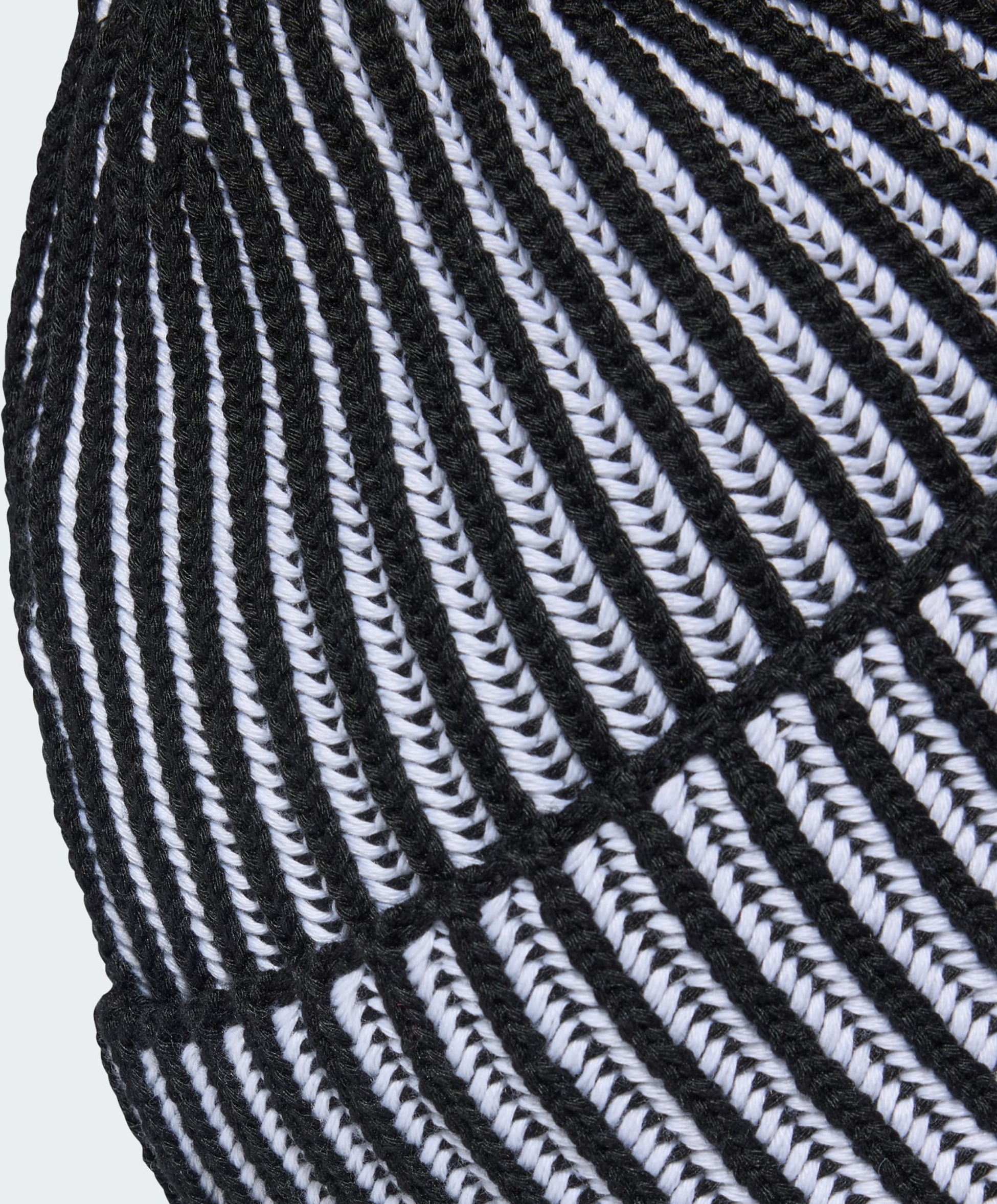 ADIDAS, Adidas Effect M&ouml;ssa
