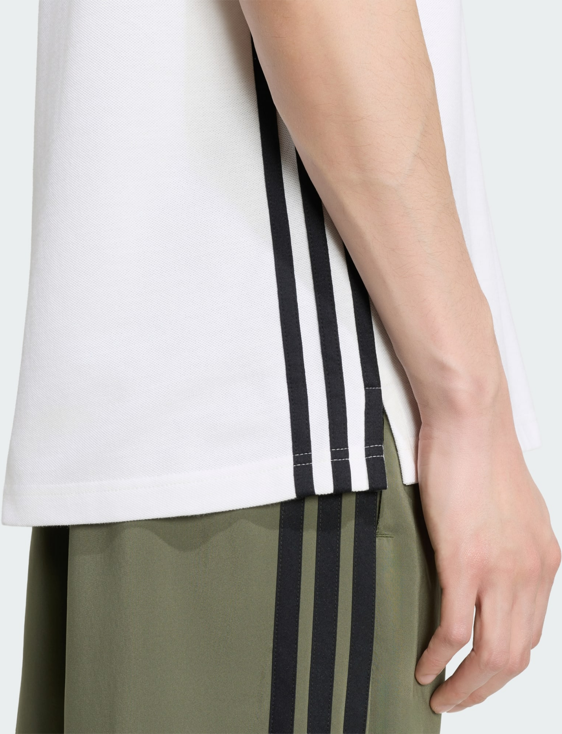 ADIDAS, Adidas Essentials 3-stripes Pik&eacute;tr&ouml;ja