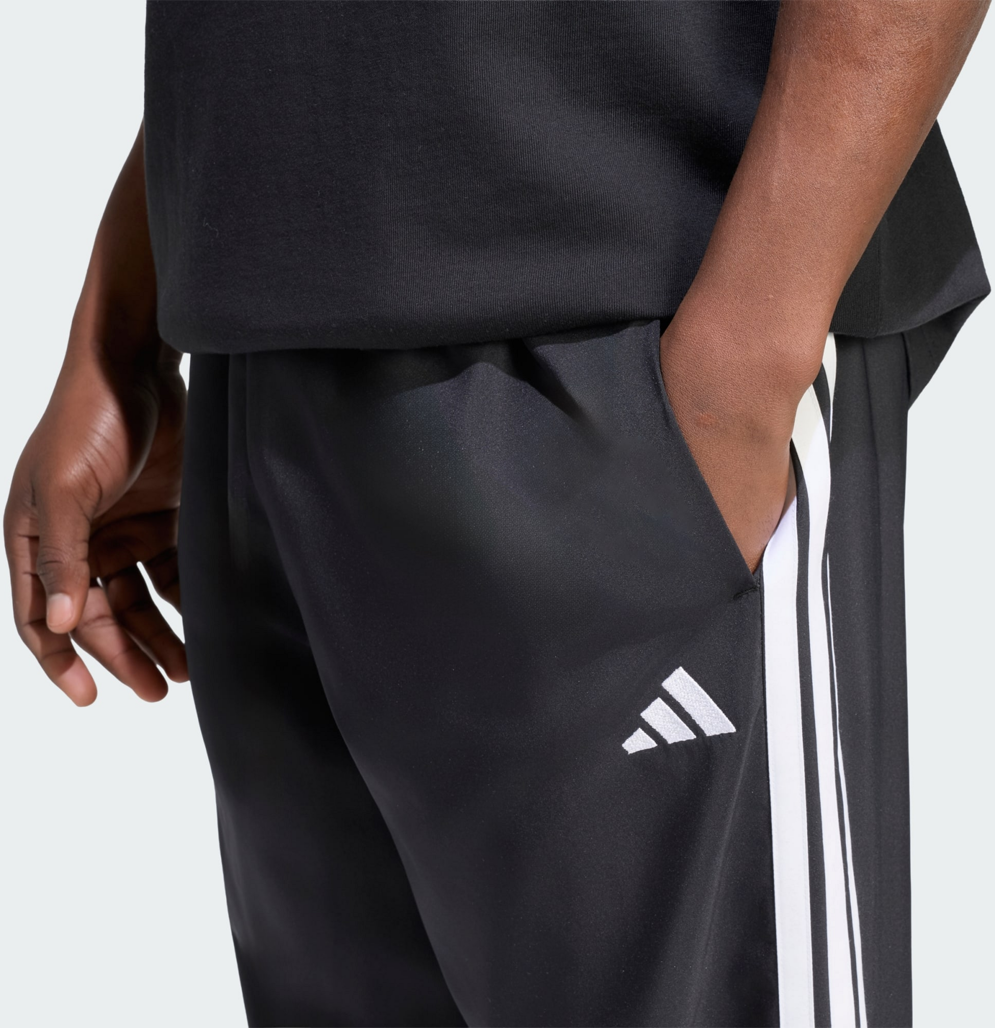 ADIDAS, Adidas Essentials 3-stripes Stanford Lite V&auml;vda Byxor Med Avsmalnande Ben Utan Muddar