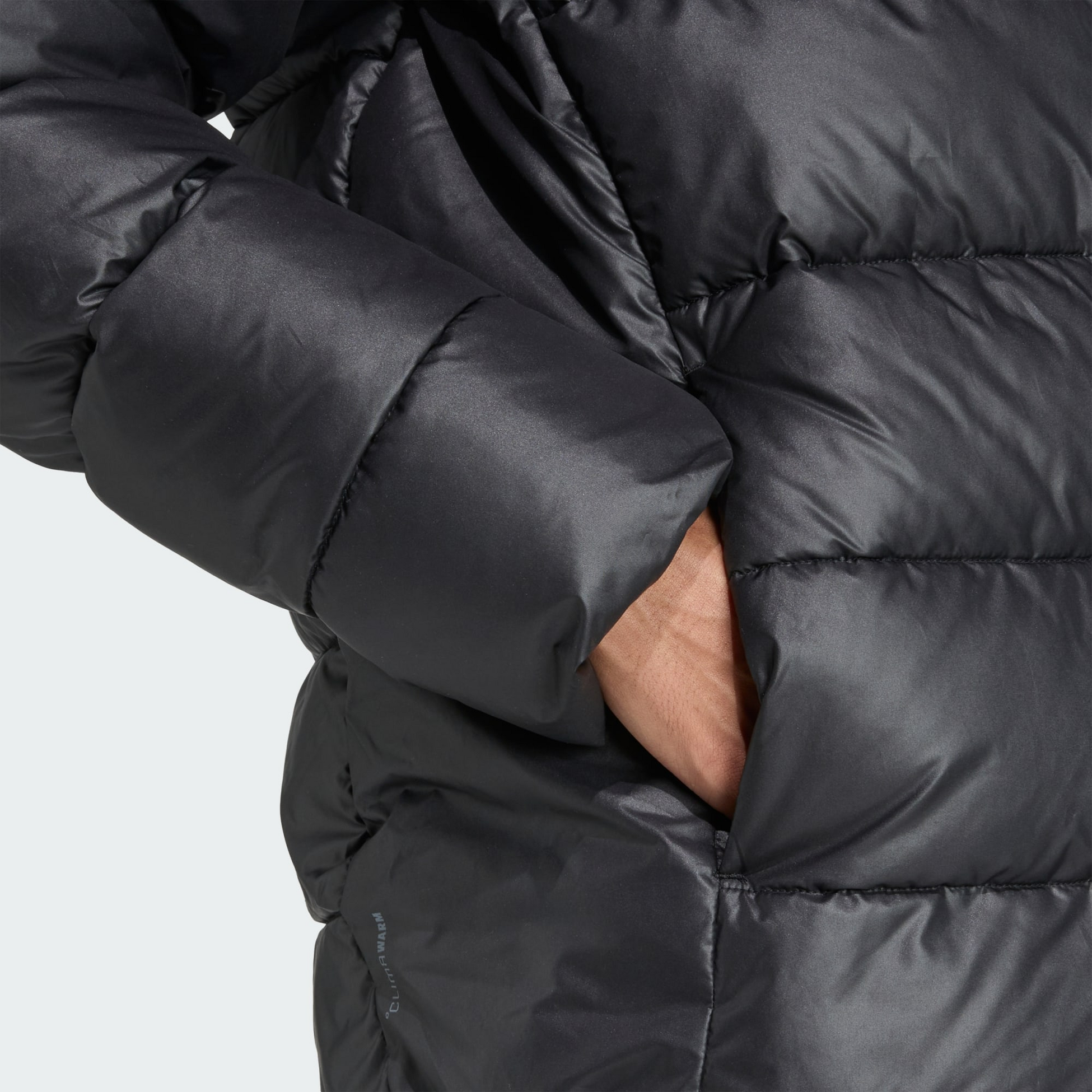 ADIDAS, Adidas Essentials Climawarm Pufferjacka I Syntetdun Med Huva