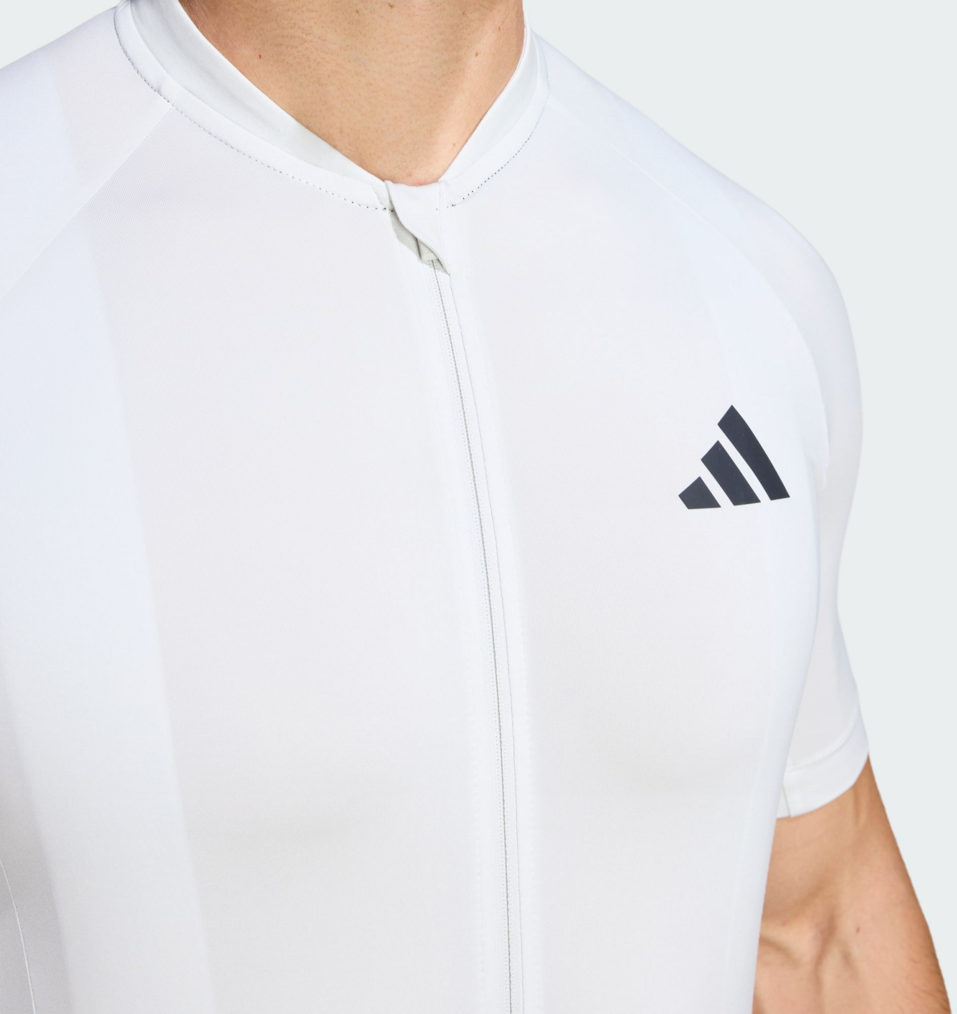 ADIDAS, Adidas Essentials Cykeltr&ouml;ja