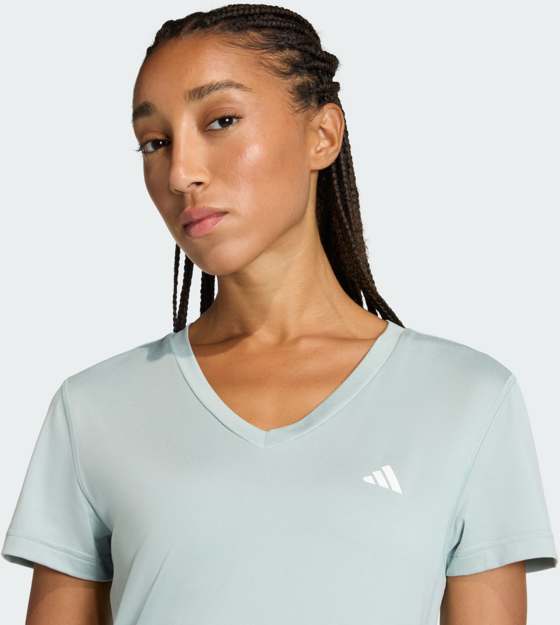 ADIDAS, Adidas Essentials Tr&auml;nings-t-shirt Med V-ringning