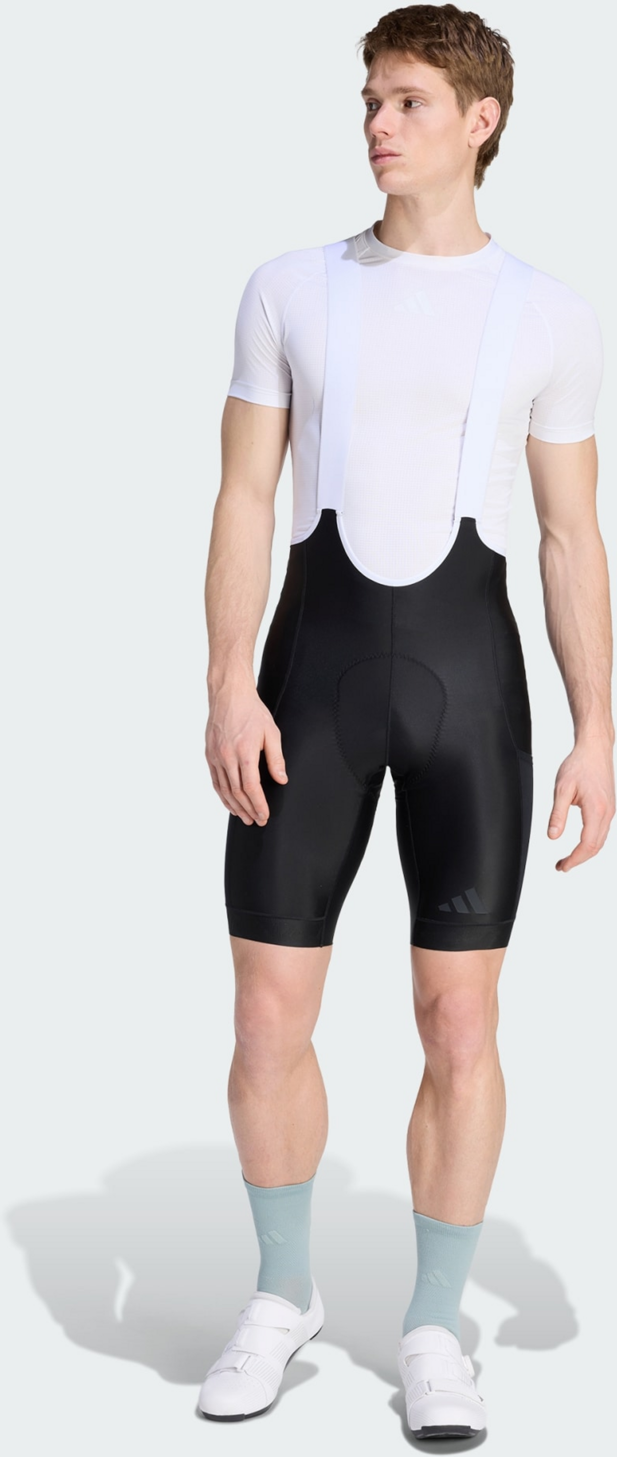 ADIDAS, Adidas Essentials Vadderade Cykelshorts Med H&auml;ngslen Och Cargofickor