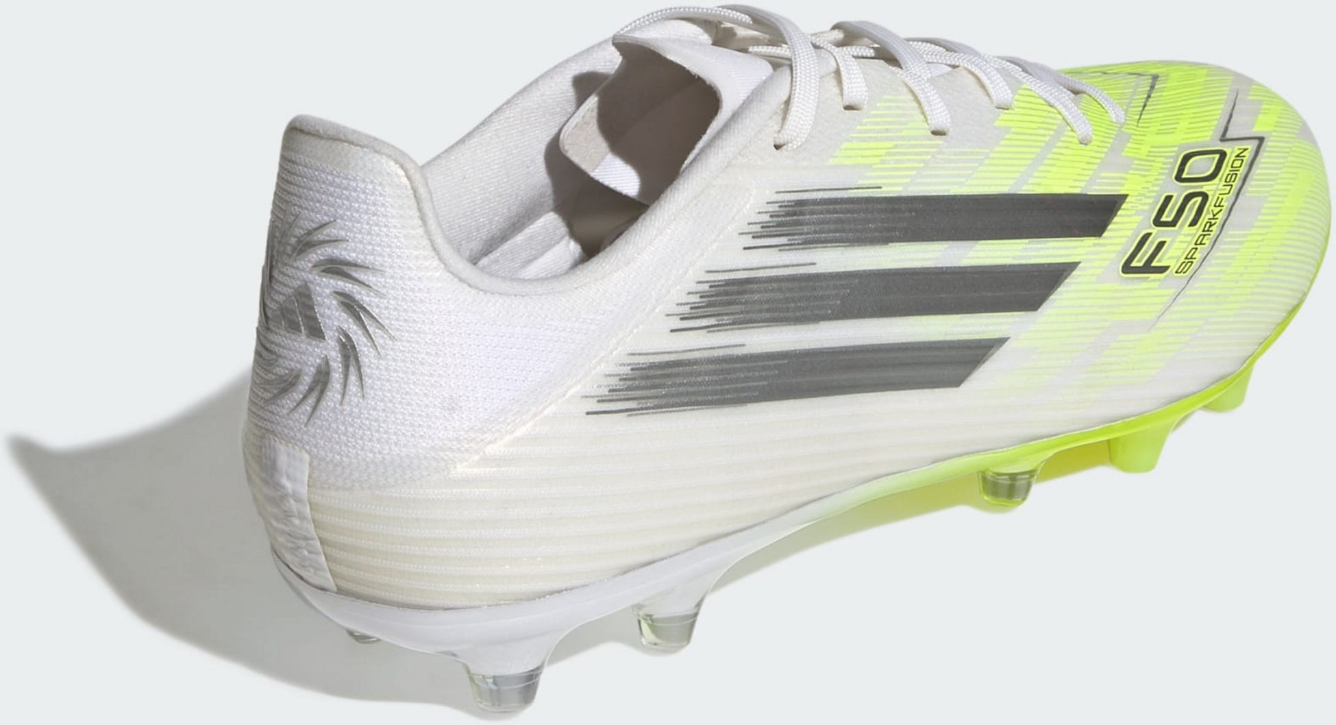 ADIDAS, Adidas F50 Sparkfusion League Fotbollsskor F&ouml;r Fasta Underlag/konstgr&auml;s Dam