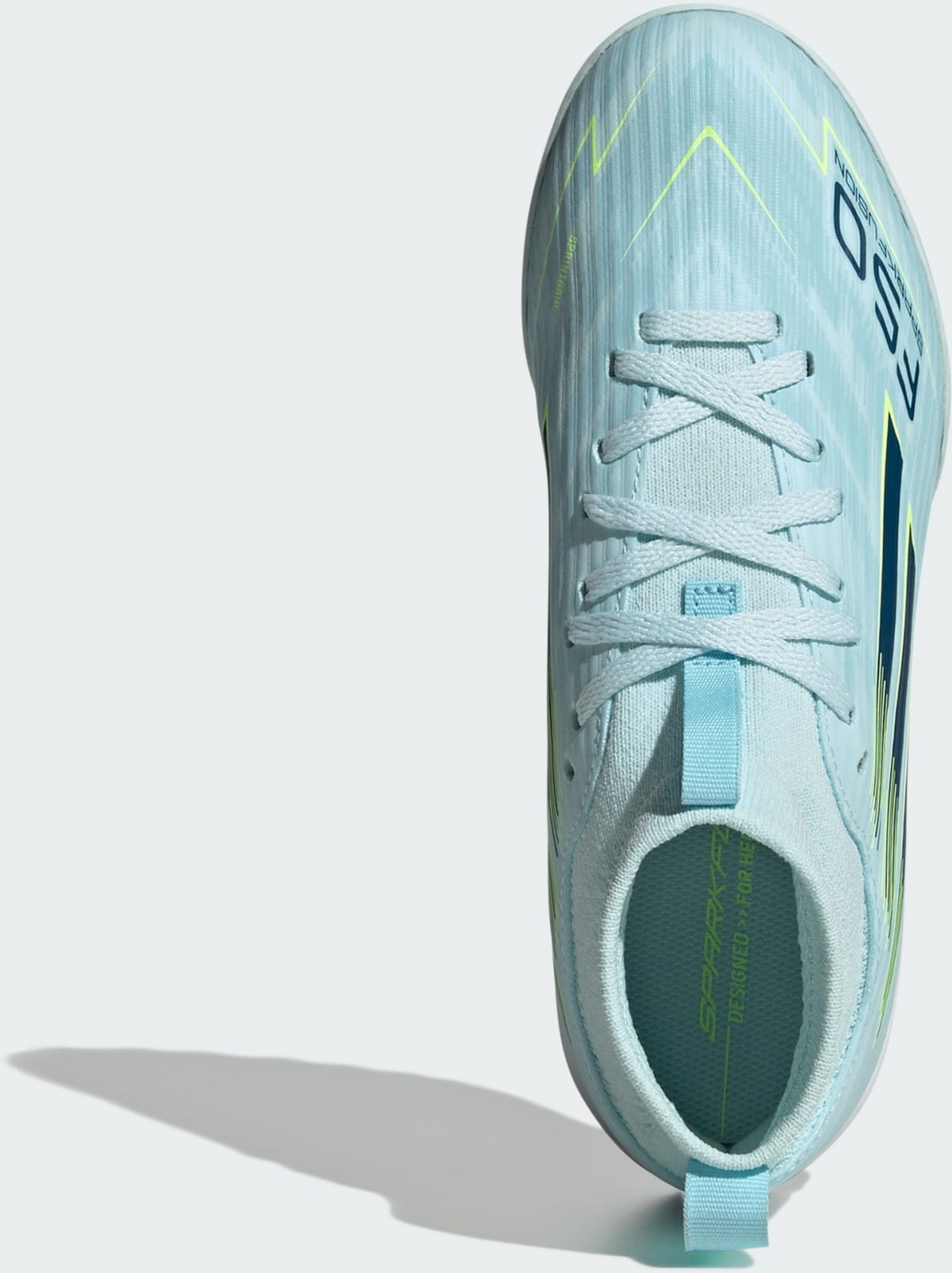 ADIDAS, Adidas F50 Sparkfusion League Fotbollsskor F&ouml;r Konstgr&auml;s I Medelh&ouml;g Modell F&ouml;r Barn