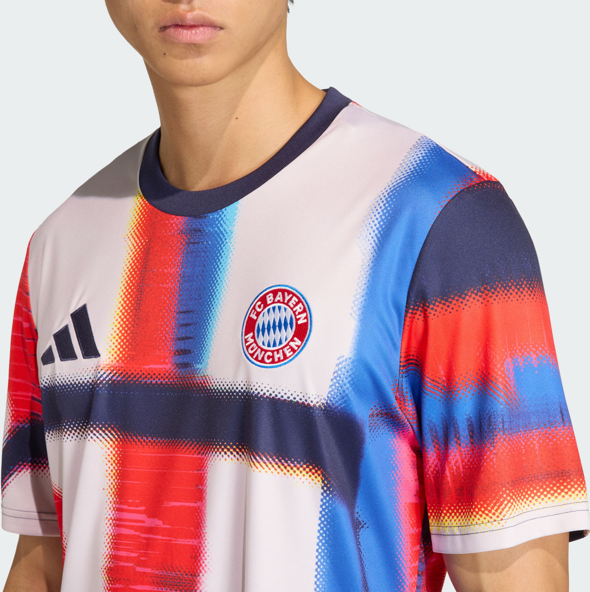 ADIDAS, Adidas Fc Bayern Ss26 Uppv&auml;rmningstr&ouml;ja