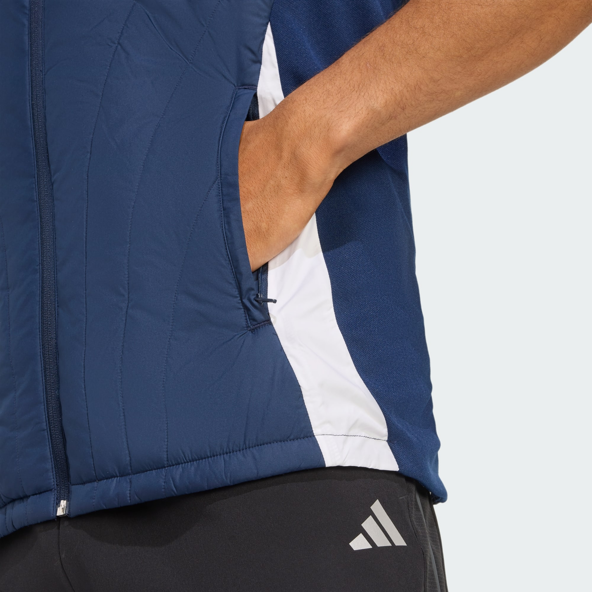 ADIDAS, Adidas Frankrike Väst