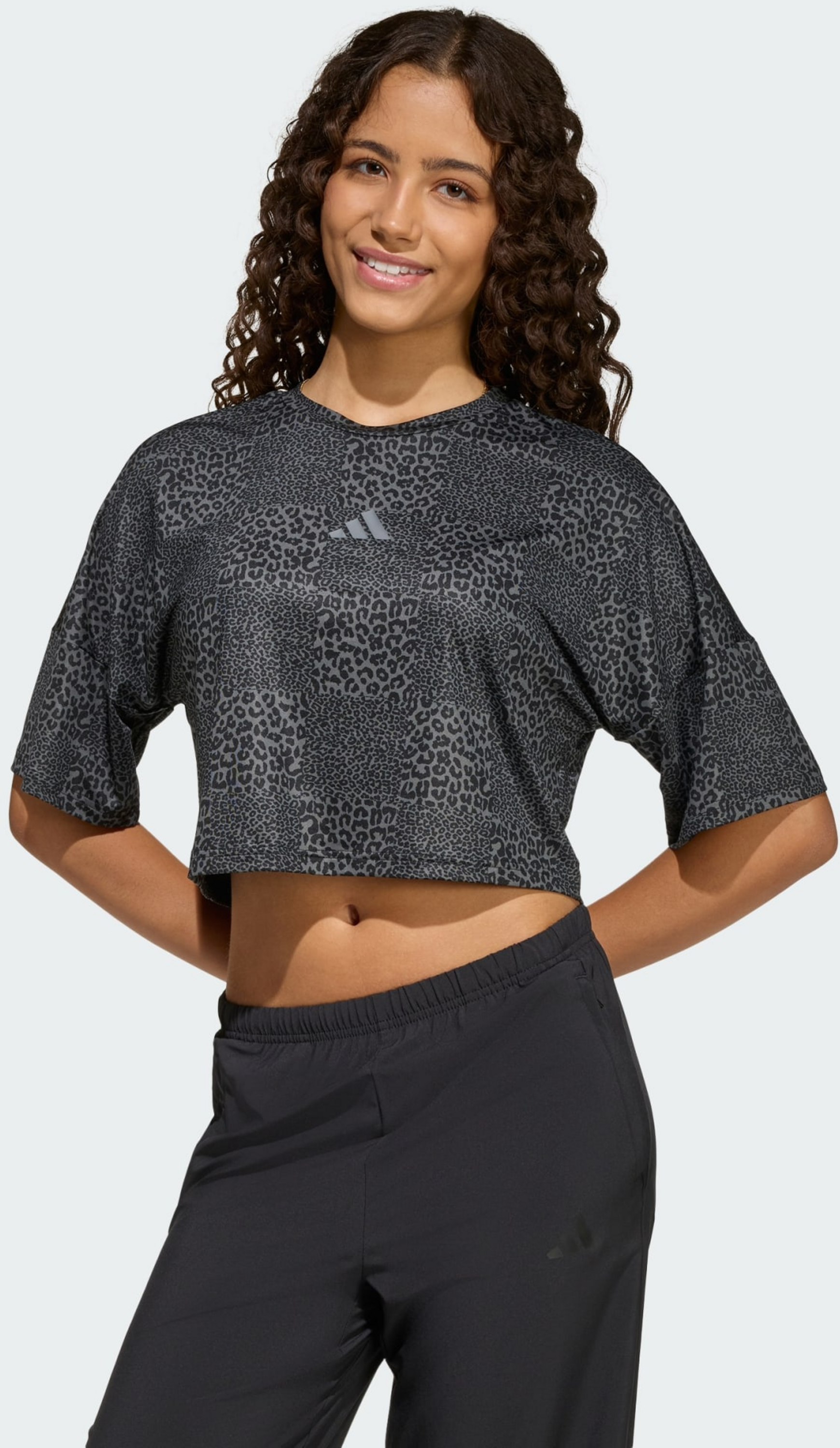 ADIDAS, Adidas Future Icons T-shirt Med Heltäckande Tryck