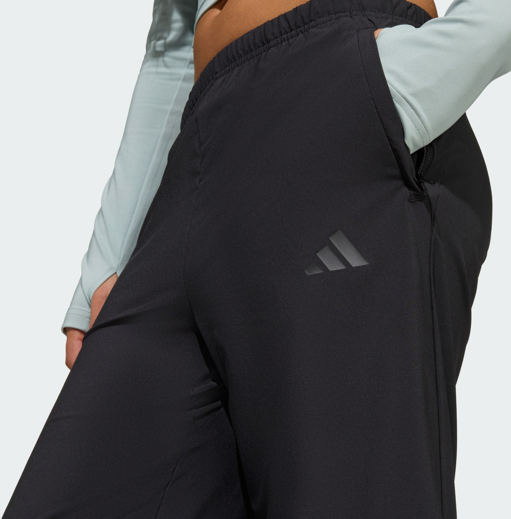 ADIDAS, Adidas Future Icons Vävda Byxor Med Elastisk Midja Och Vida Ben