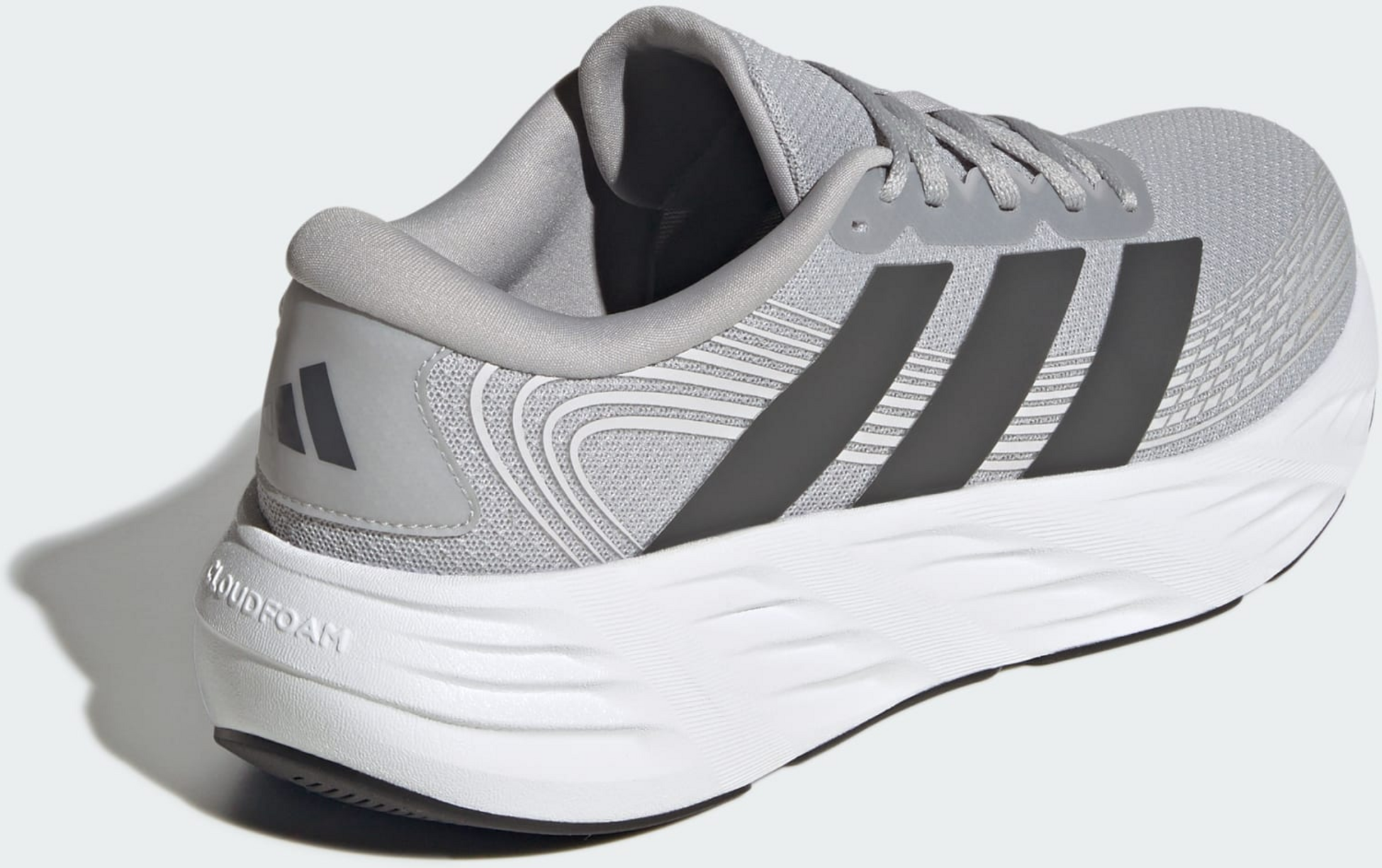 ADIDAS, Adidas Galaxy 8 L&ouml;parskor