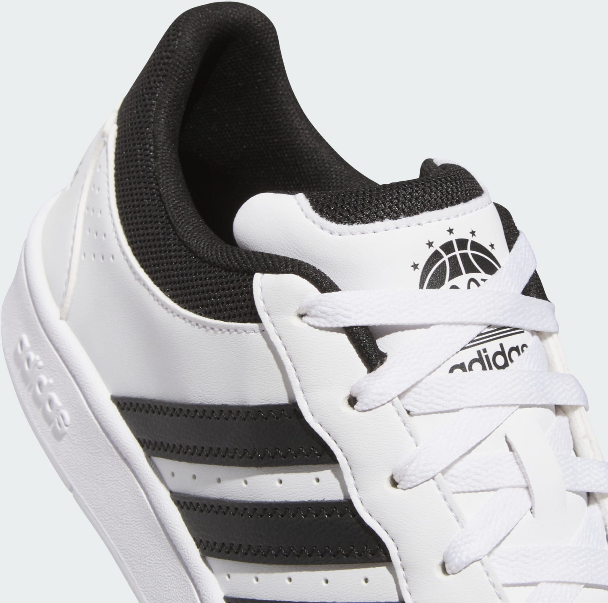 ADIDAS, Adidas Hoops Classic Skor