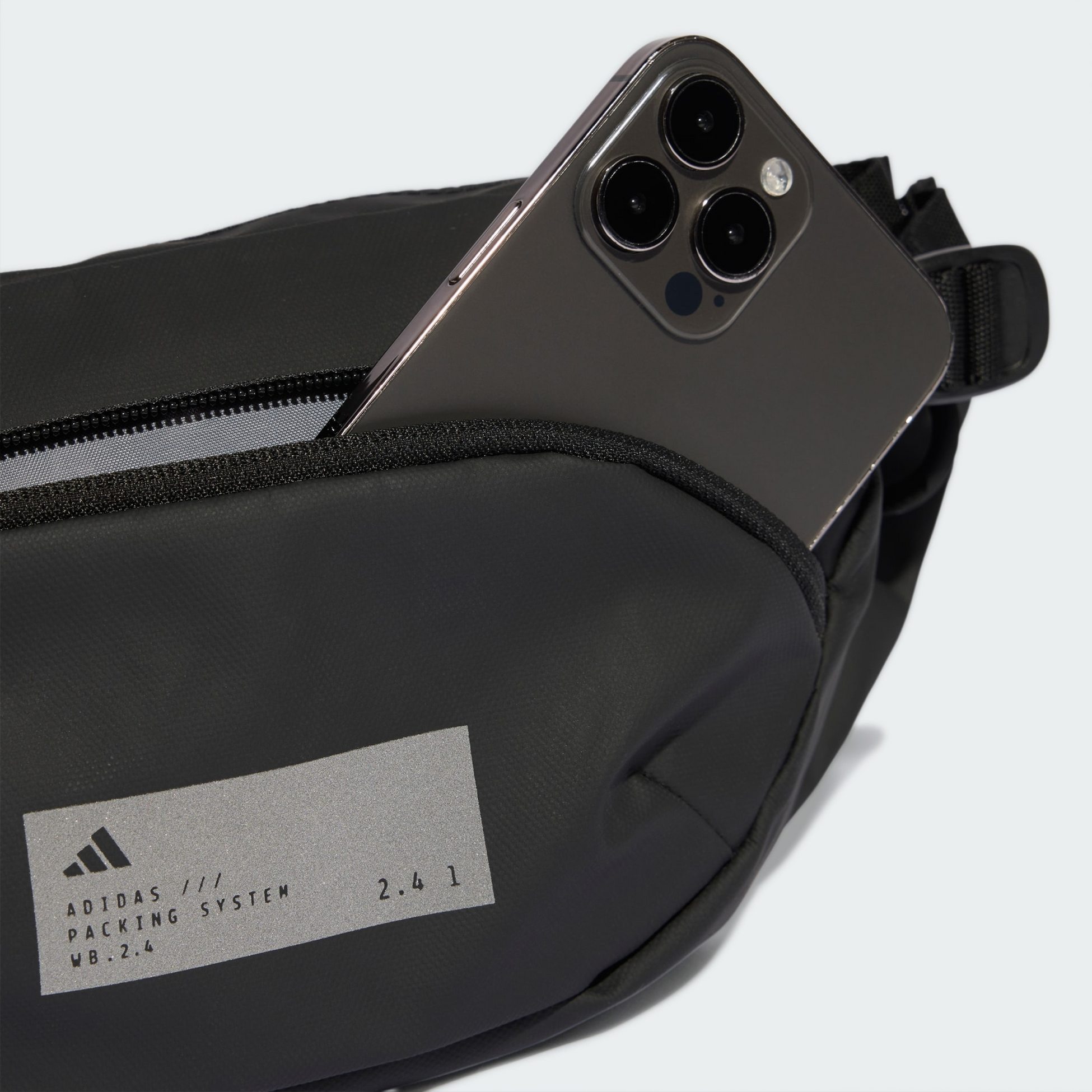 ADIDAS, Adidas Hybridmidjeväska