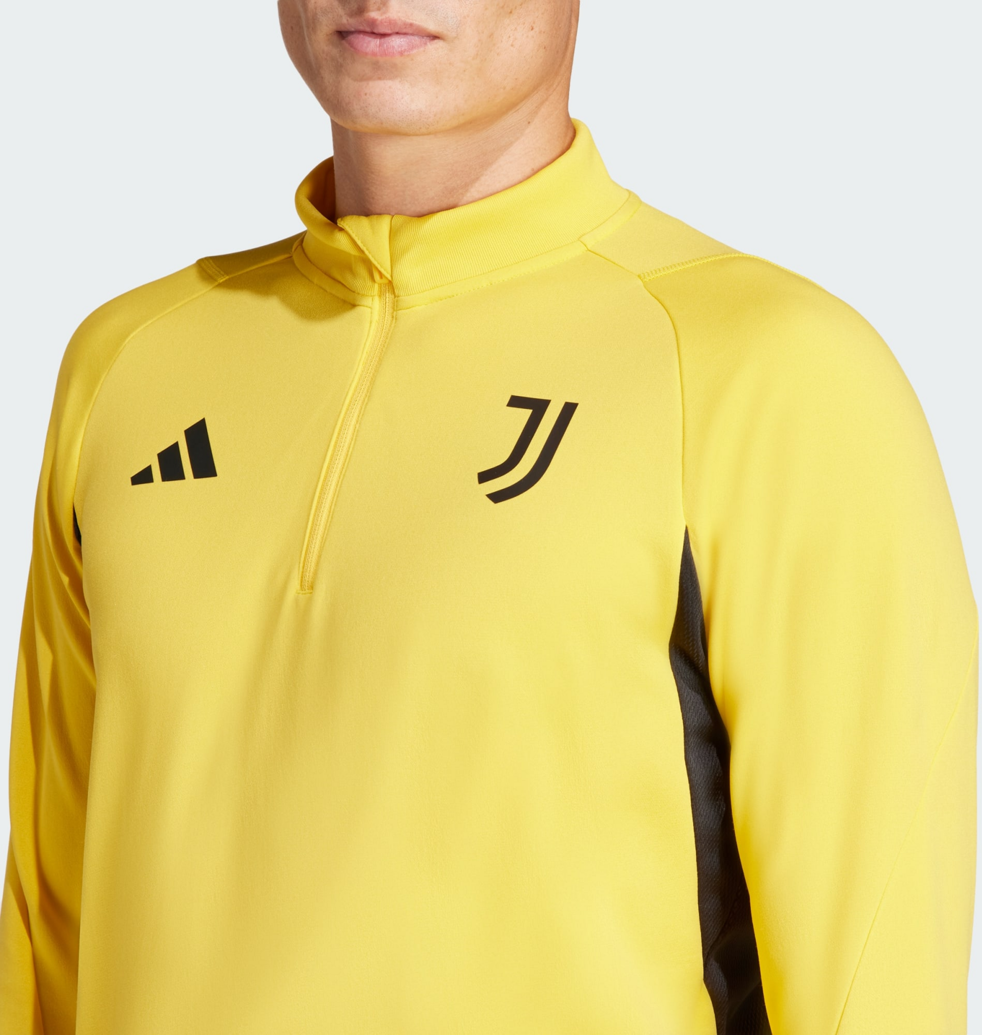 ADIDAS, Adidas Juventus Tiro 23 Träningströja