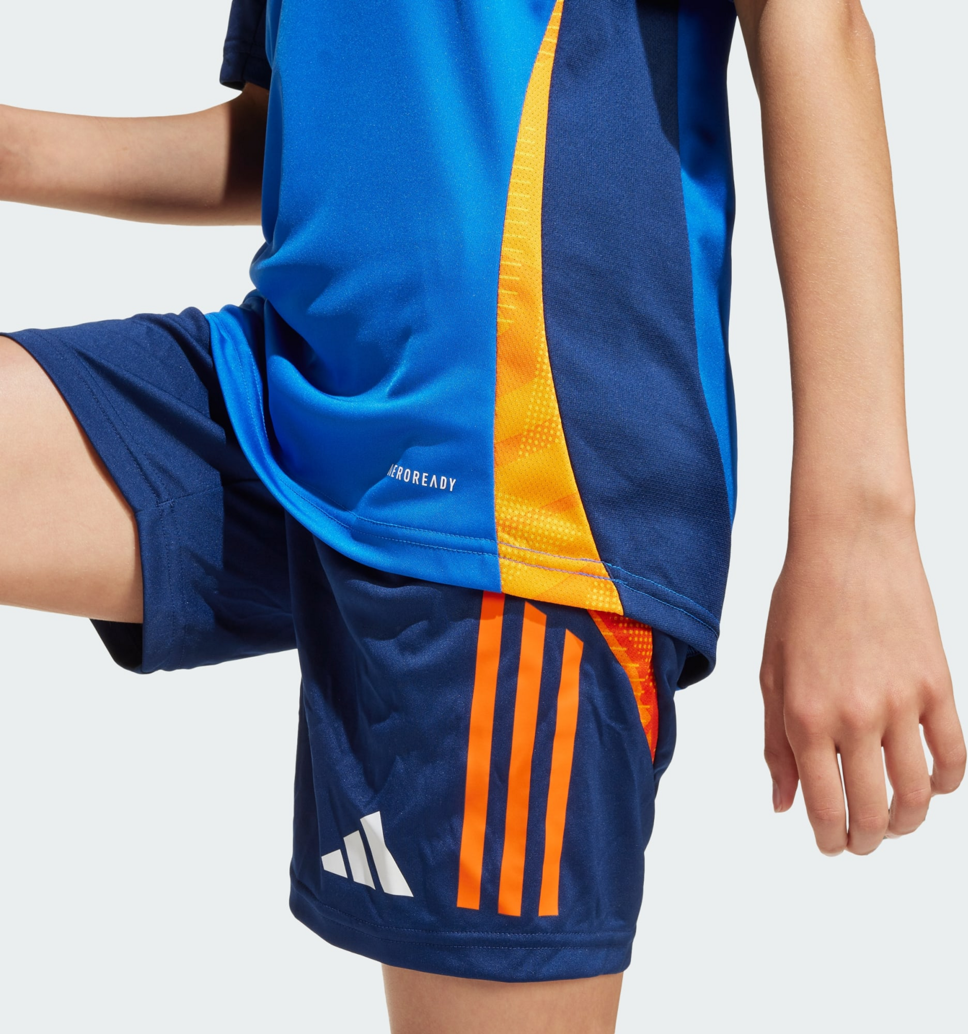 ADIDAS, Adidas Juventus Tiro 24 Competition Träningströja