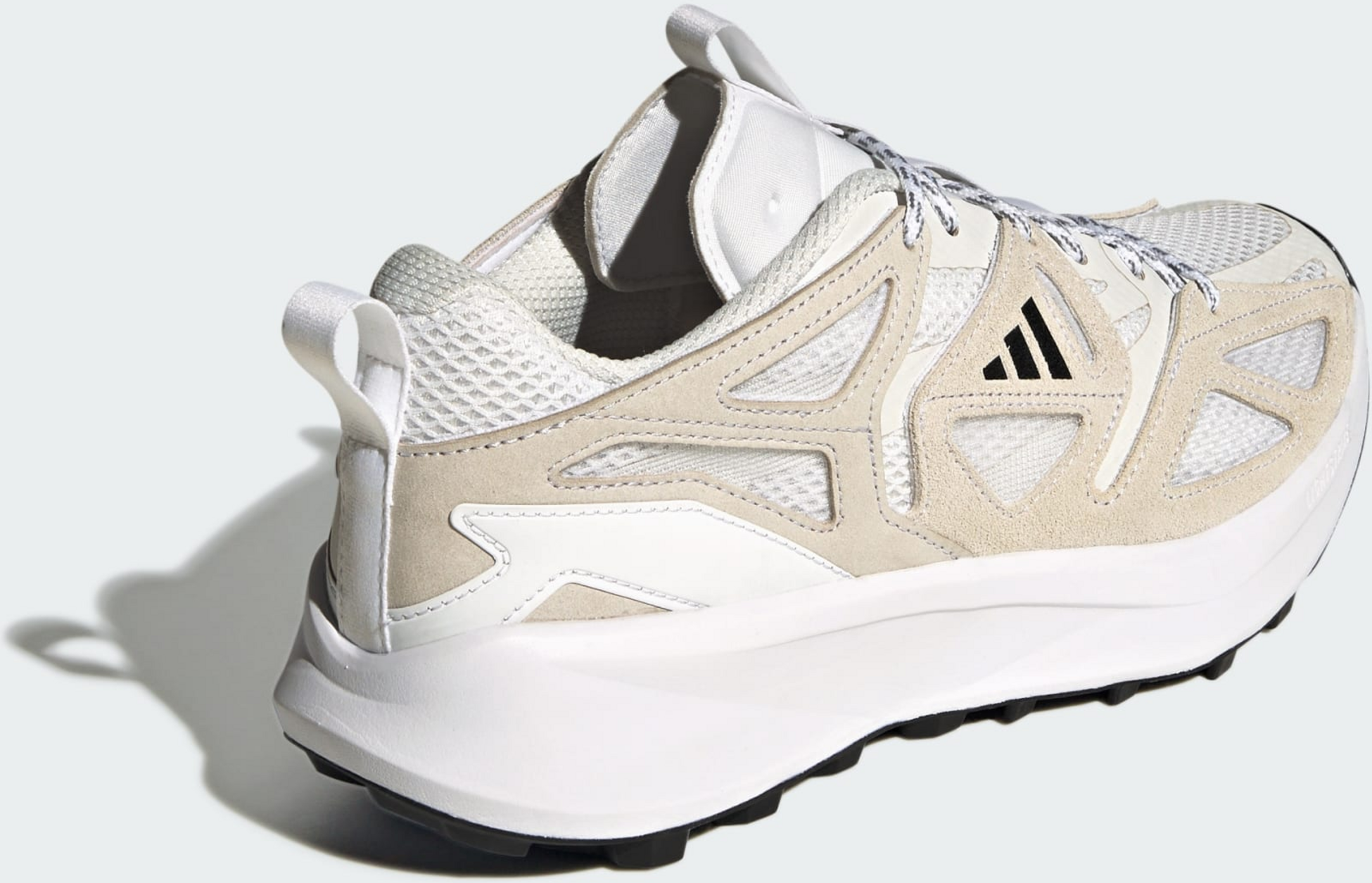 ADIDAS, Adidas Kantai Trailskor