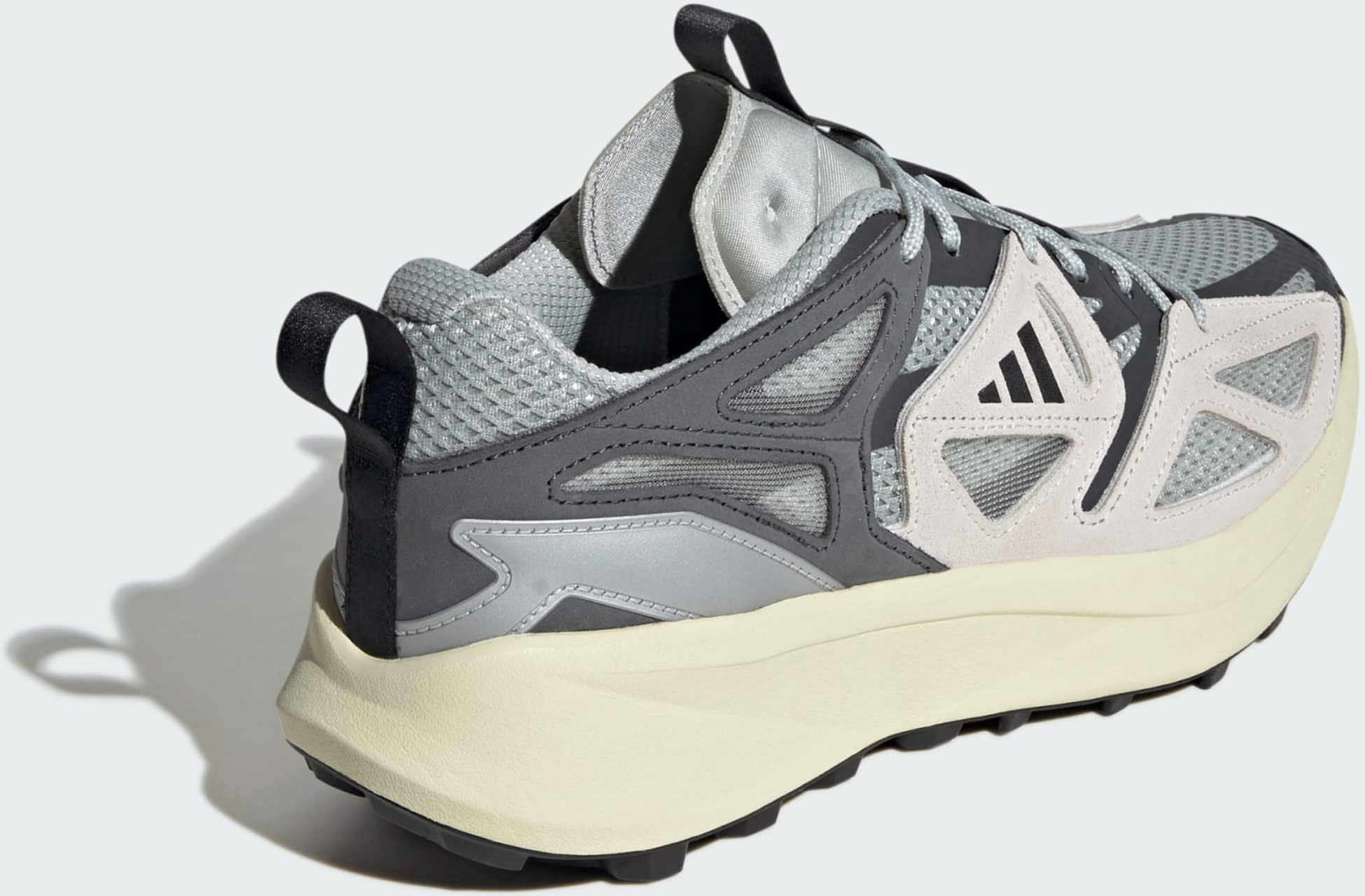 ADIDAS, Adidas Kantai Trailskor