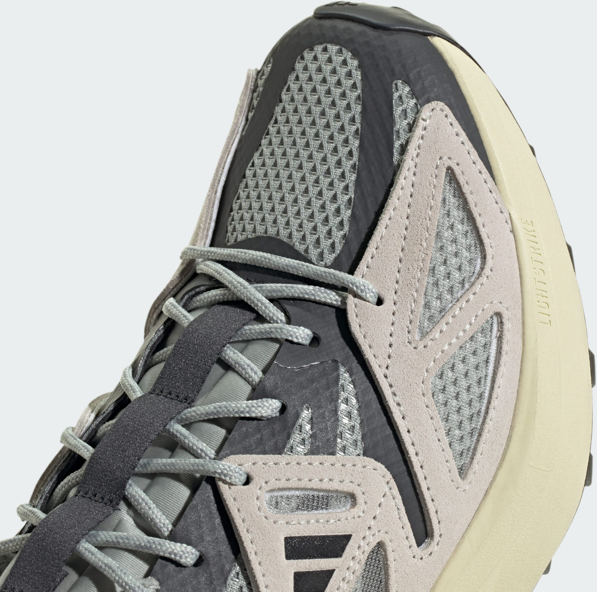 ADIDAS, Adidas Kantai Trailskor