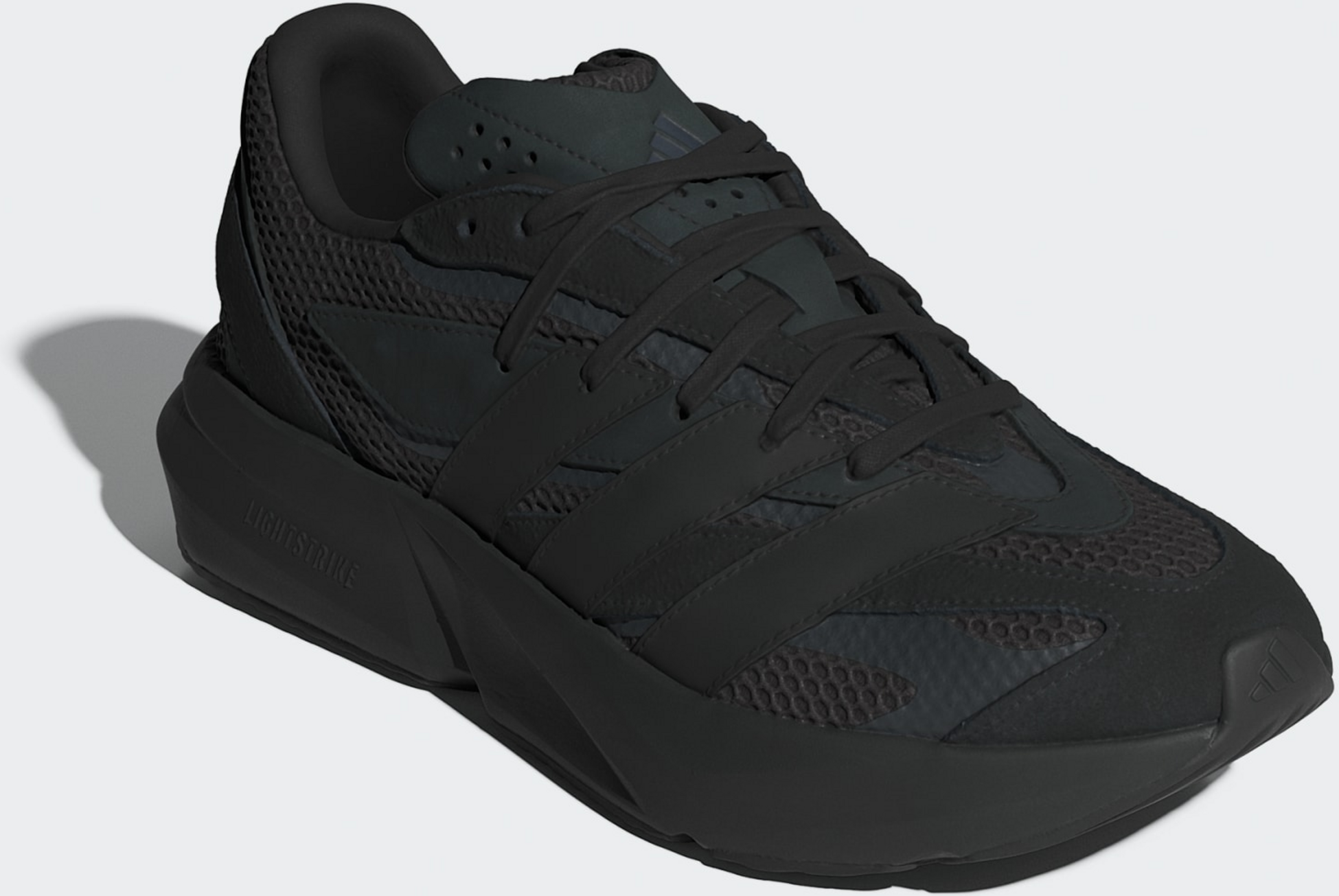 ADIDAS, Adidas Lightblaze Skor