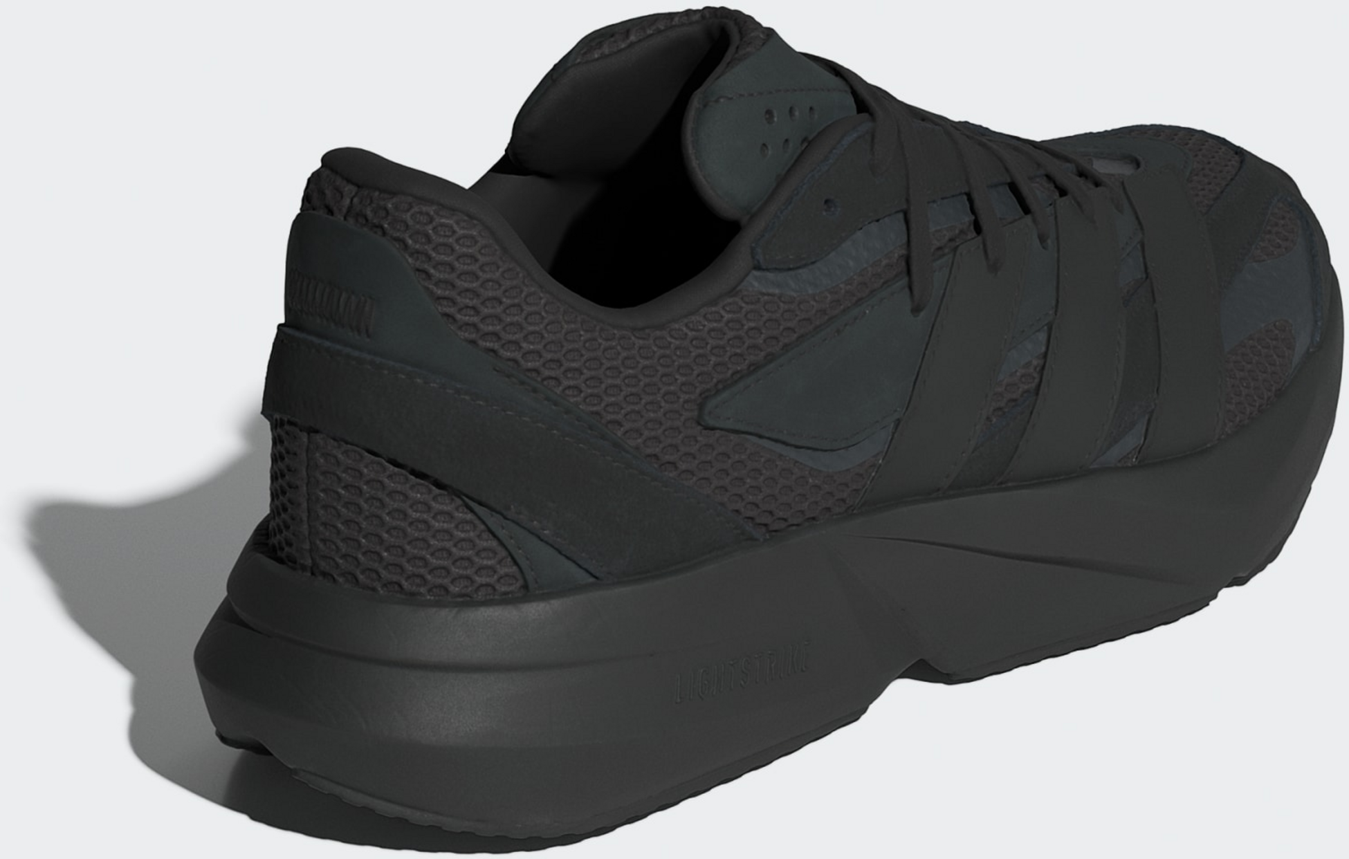 ADIDAS, Adidas Lightblaze Skor