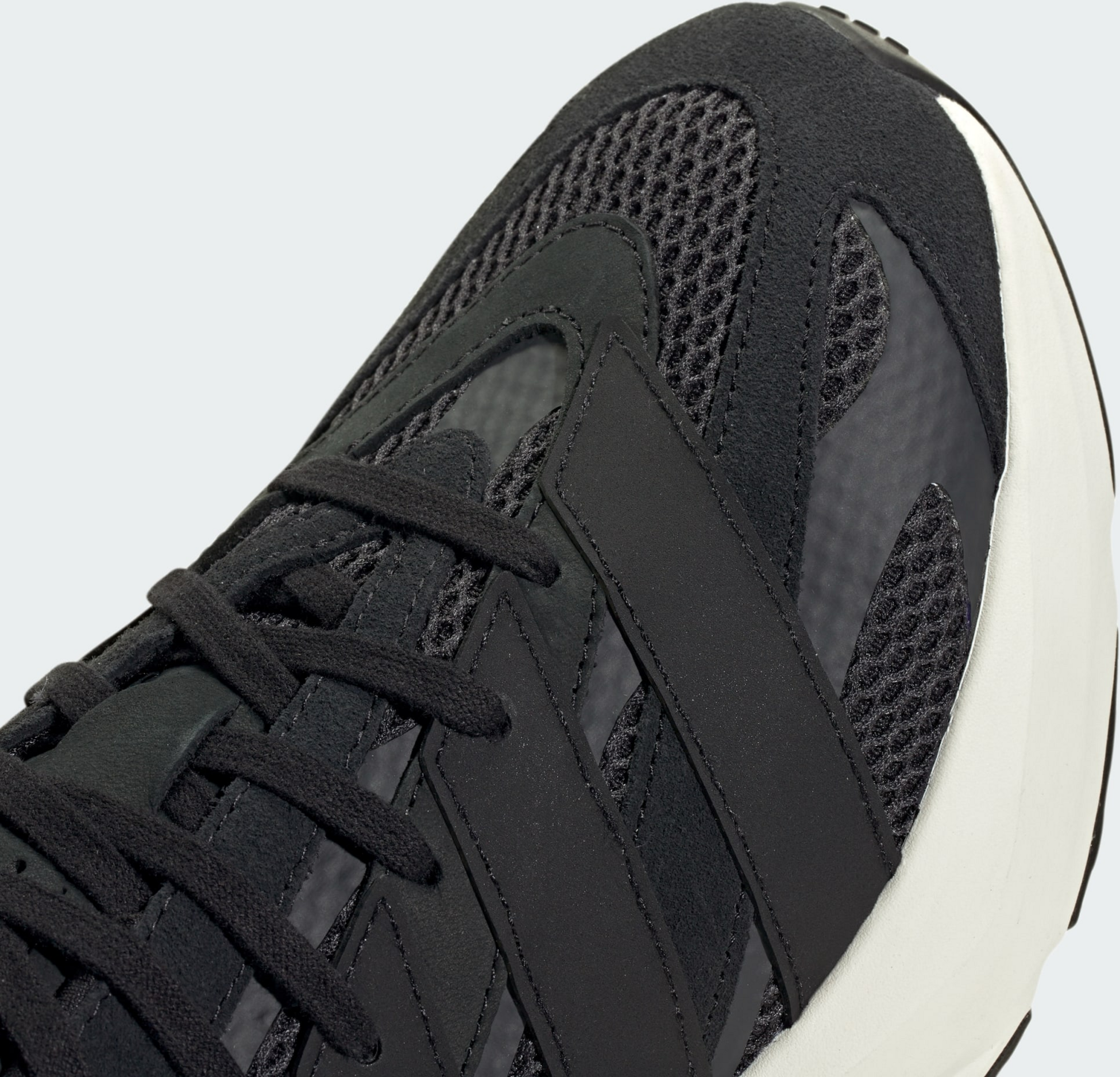 ADIDAS, Adidas Lightblaze Skor