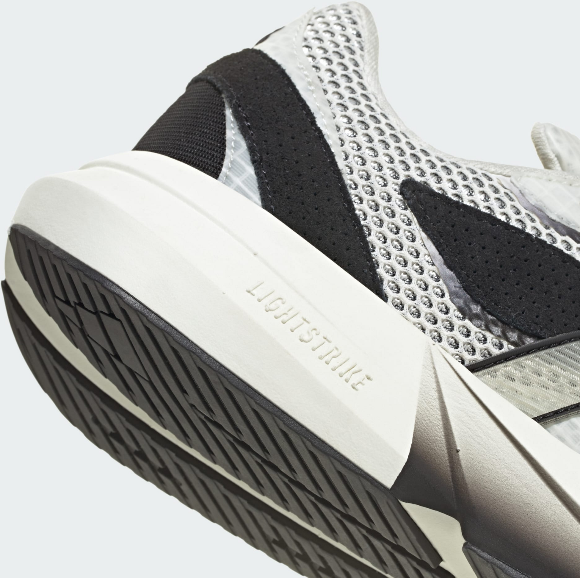 ADIDAS, Adidas Lightblaze Skor