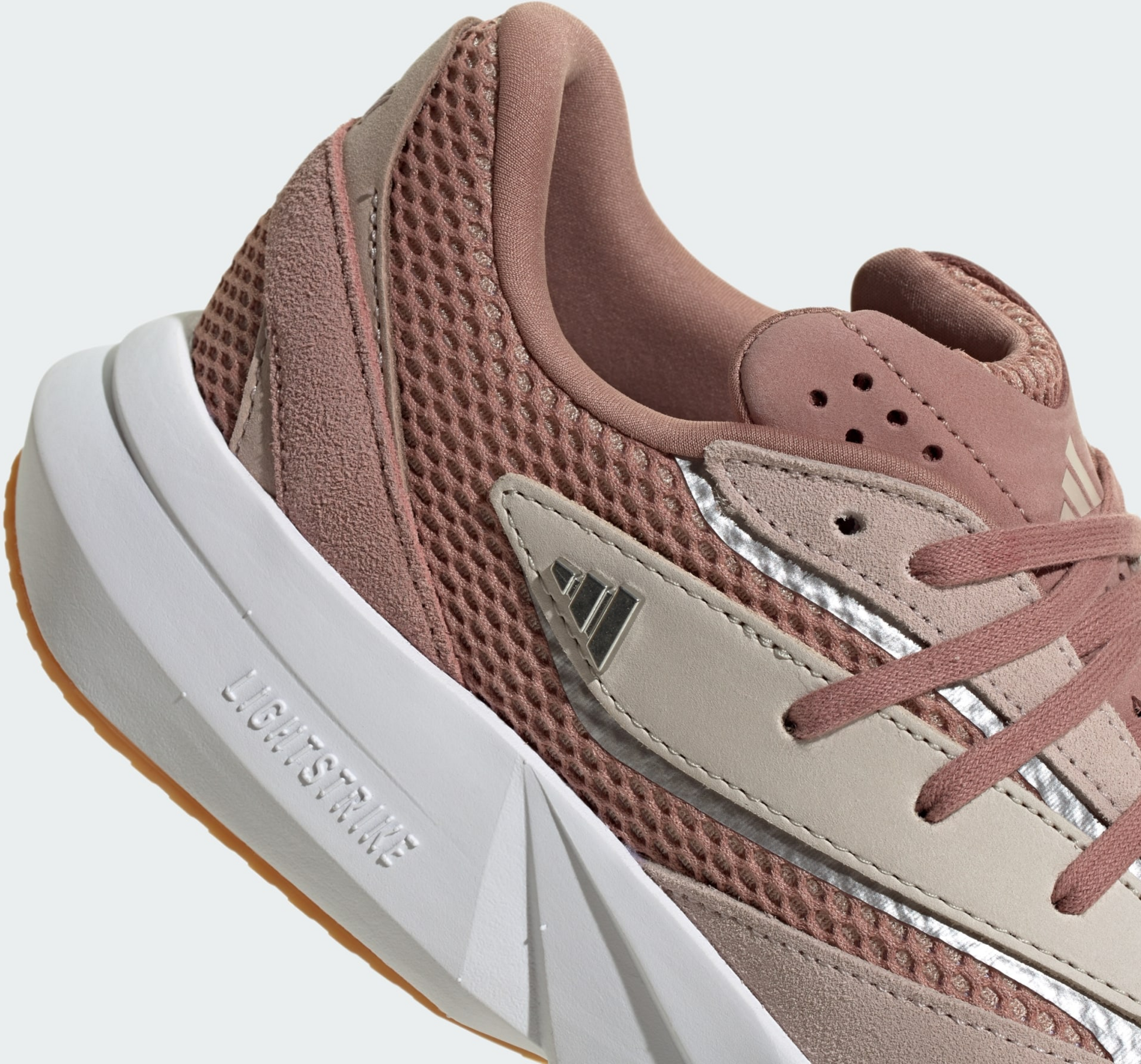 ADIDAS, Adidas Lightblaze Skor