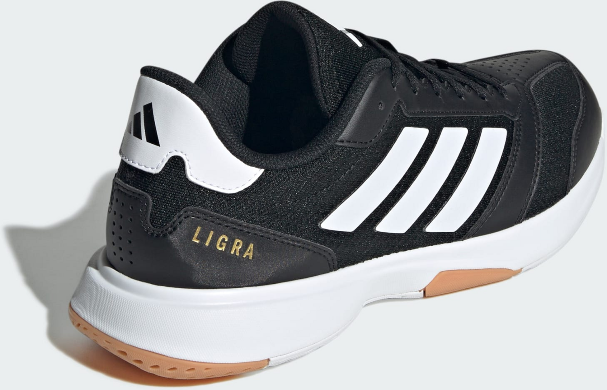 ADIDAS, Adidas Ligra 8 Indoor Skor