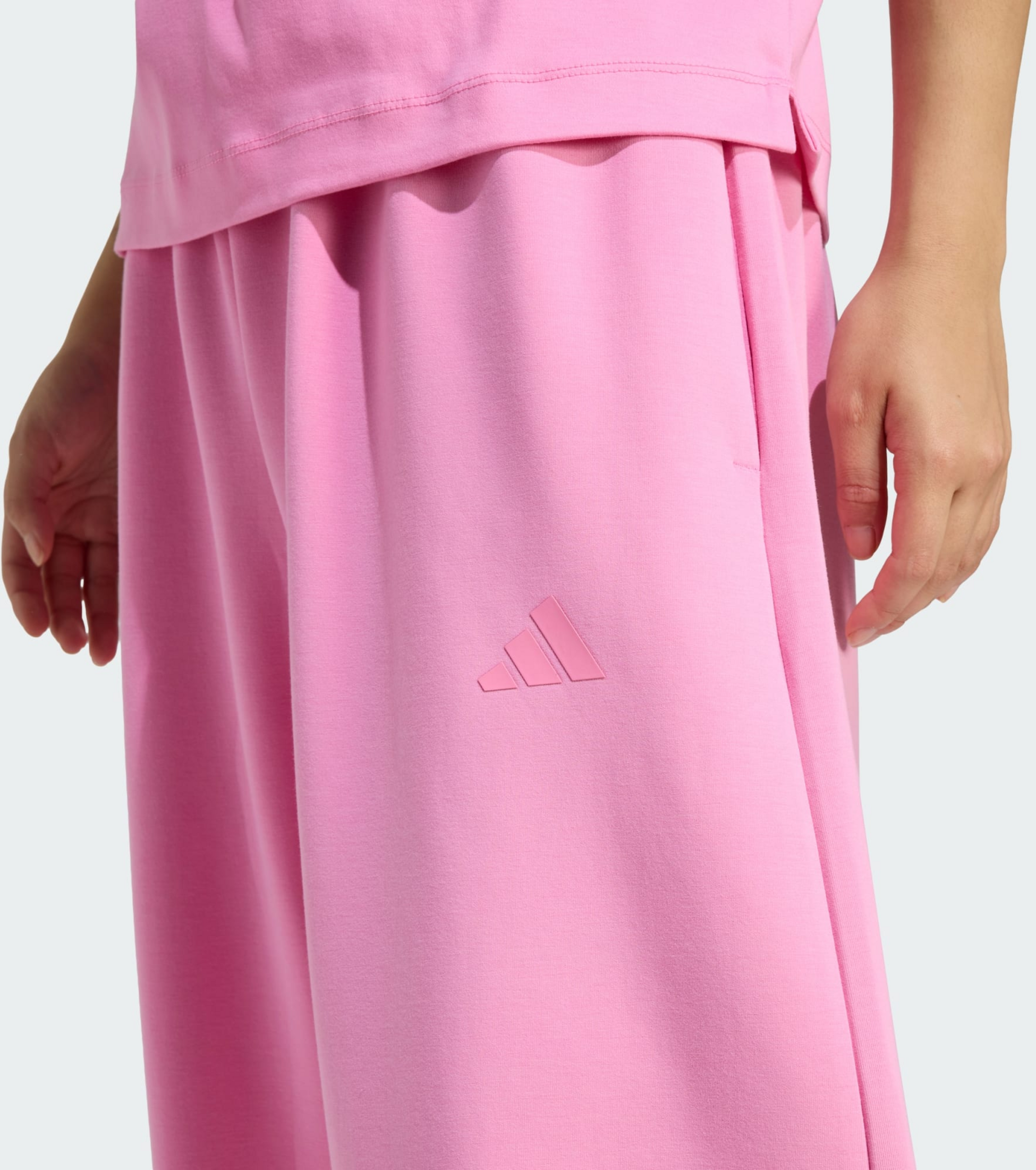 ADIDAS, Adidas Lux Mjuka Och Löst Åtsittande Byxor