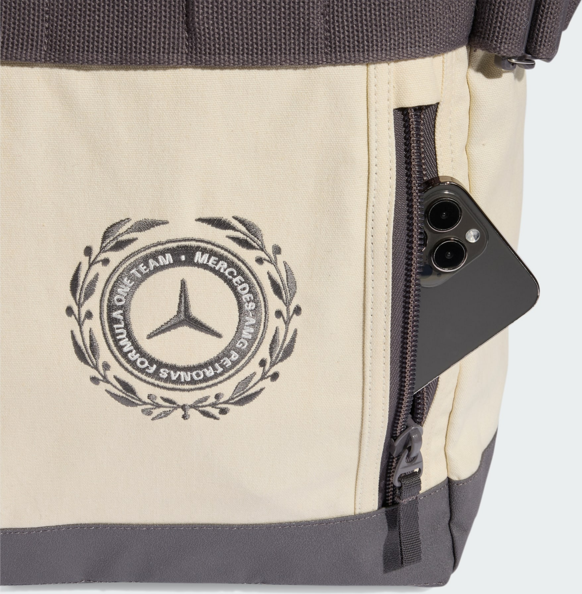 ADIDAS, Adidas Mercedes - Amg Petronas Formel 1 Team Silver Arrows Totev&auml;ska