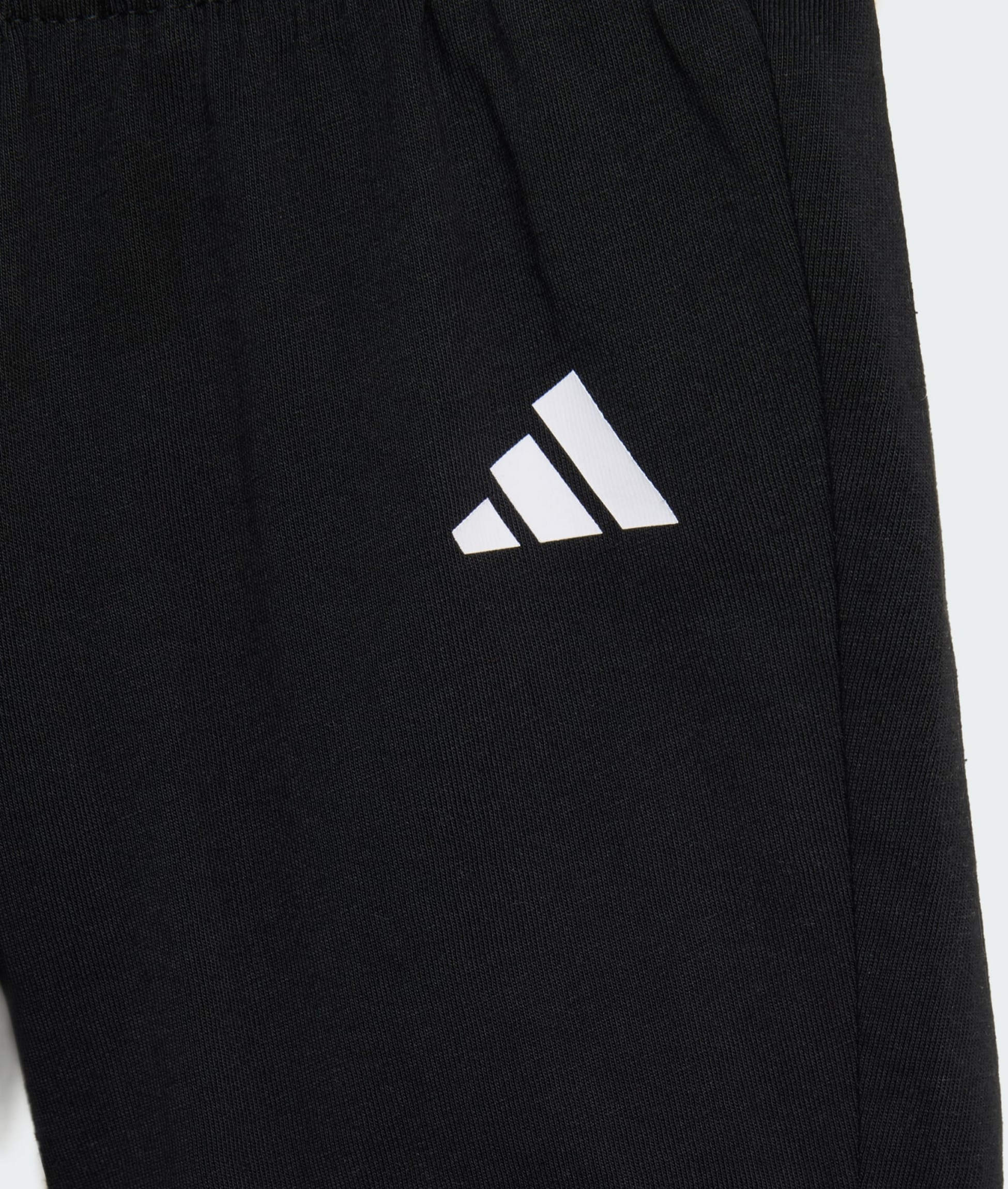 ADIDAS, Adidas Mercedes - Amg Petronas Formula 1 Team Dna Baby Joggingset Kort&auml;rmat