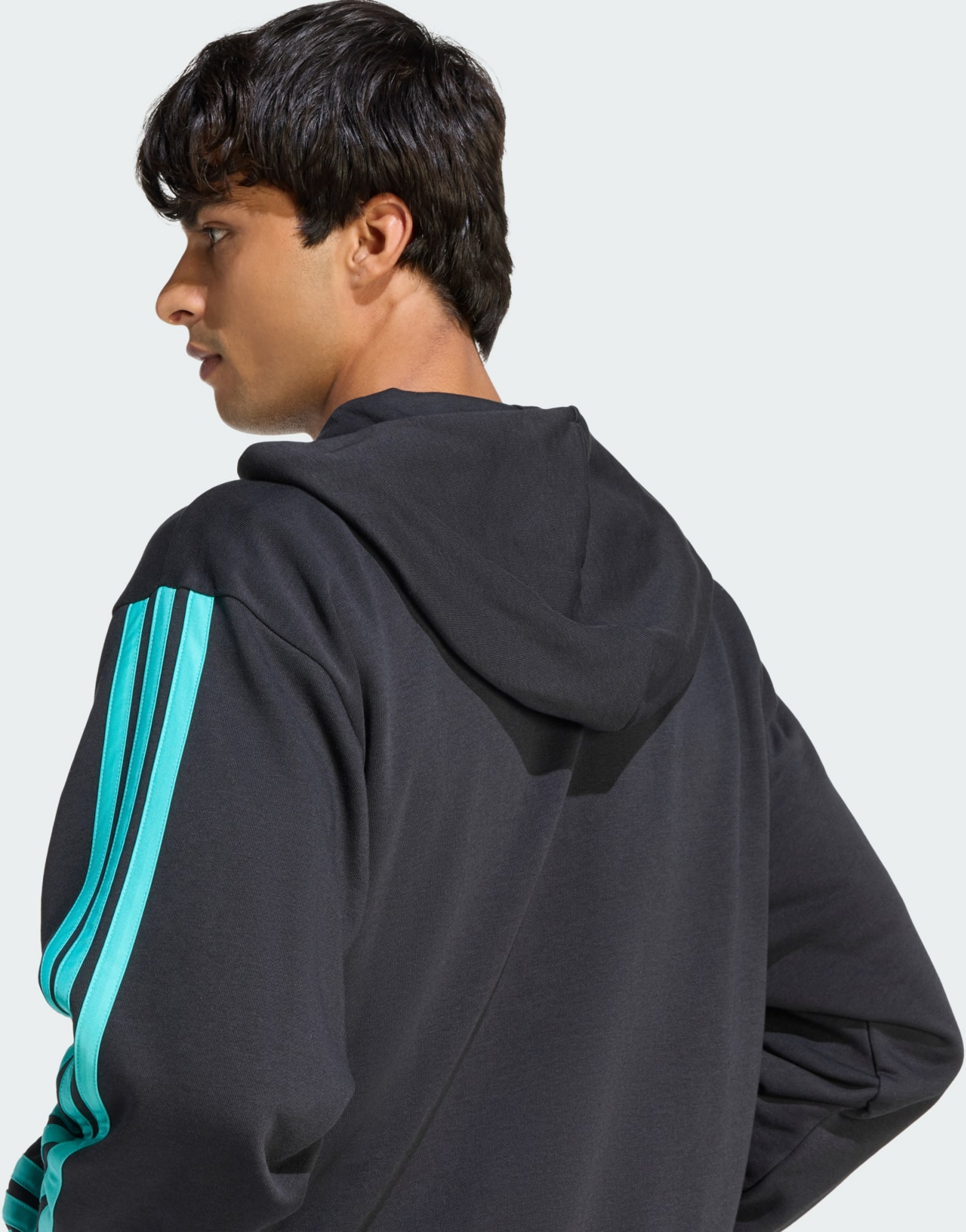 ADIDAS, Adidas Mercedes - Amg Petronas Formula 1 Team Dna Huvtr&ouml;ja Med Hel Dragkedja