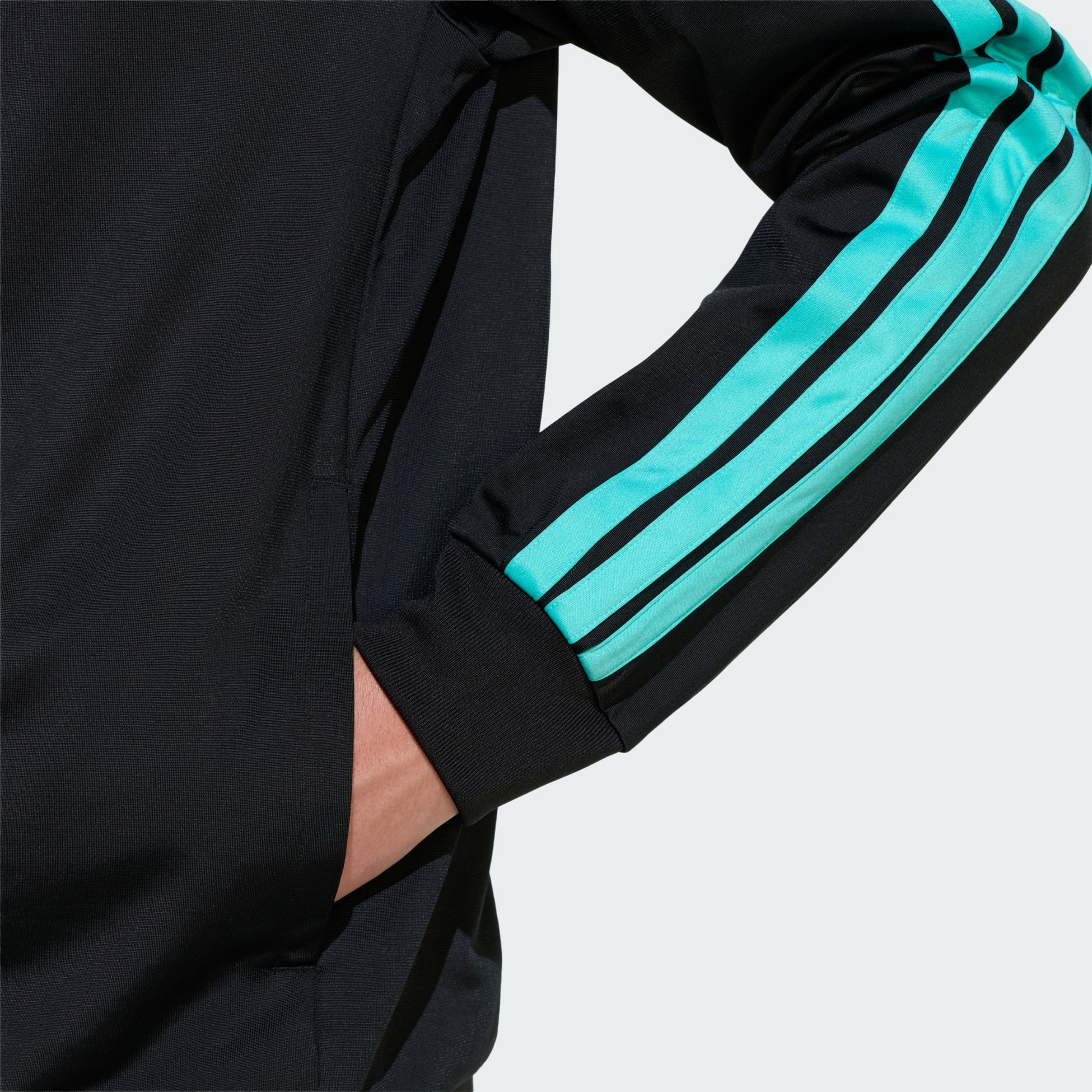 ADIDAS, Adidas Mercedes - Amg Petronas Formula 1 Team Dna Tr&auml;ningsjacka