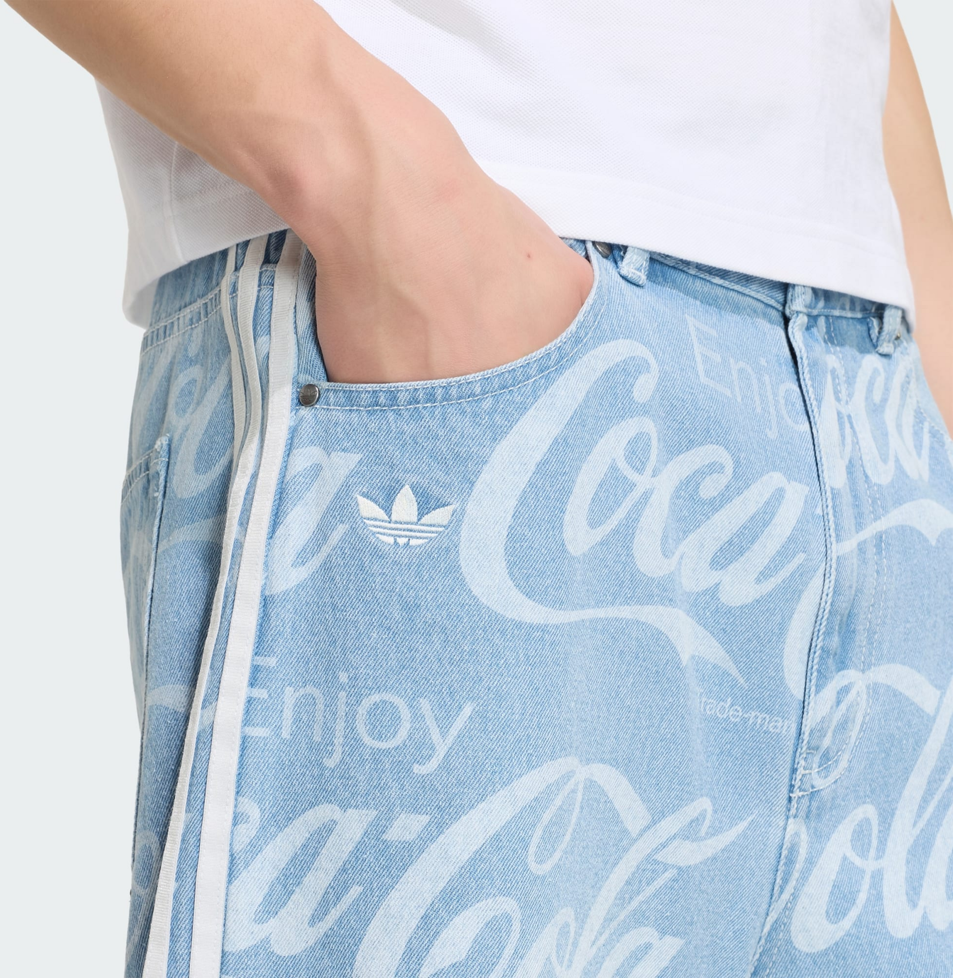 ADIDAS ORIGINALS, Adidas Originals Adidas X Coca-cola Classic Sport Jeansshorts