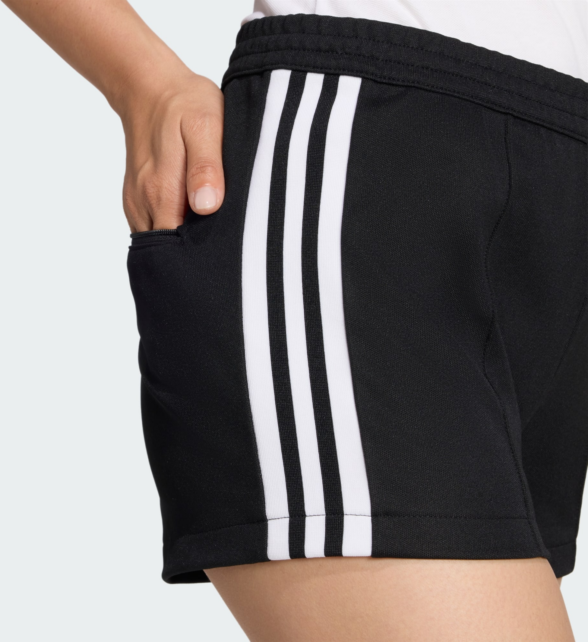 ADIDAS ORIGINALS, Adidas Originals Classic Shorts