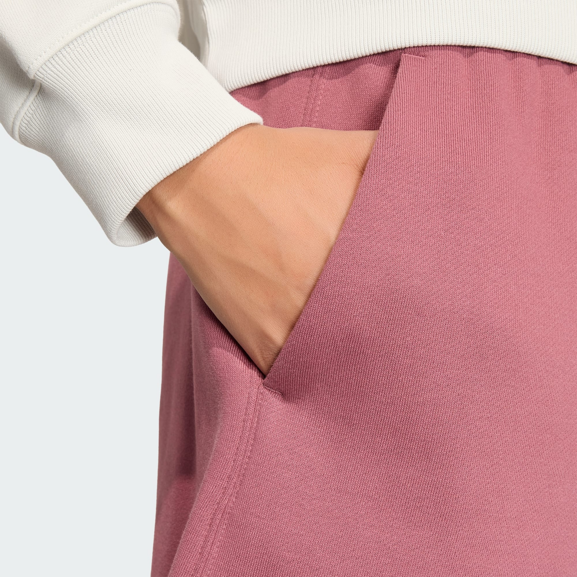 ADIDAS ORIGINALS, Adidas Originals Essentials Fleece Shorts Med L&ouml;s Passform