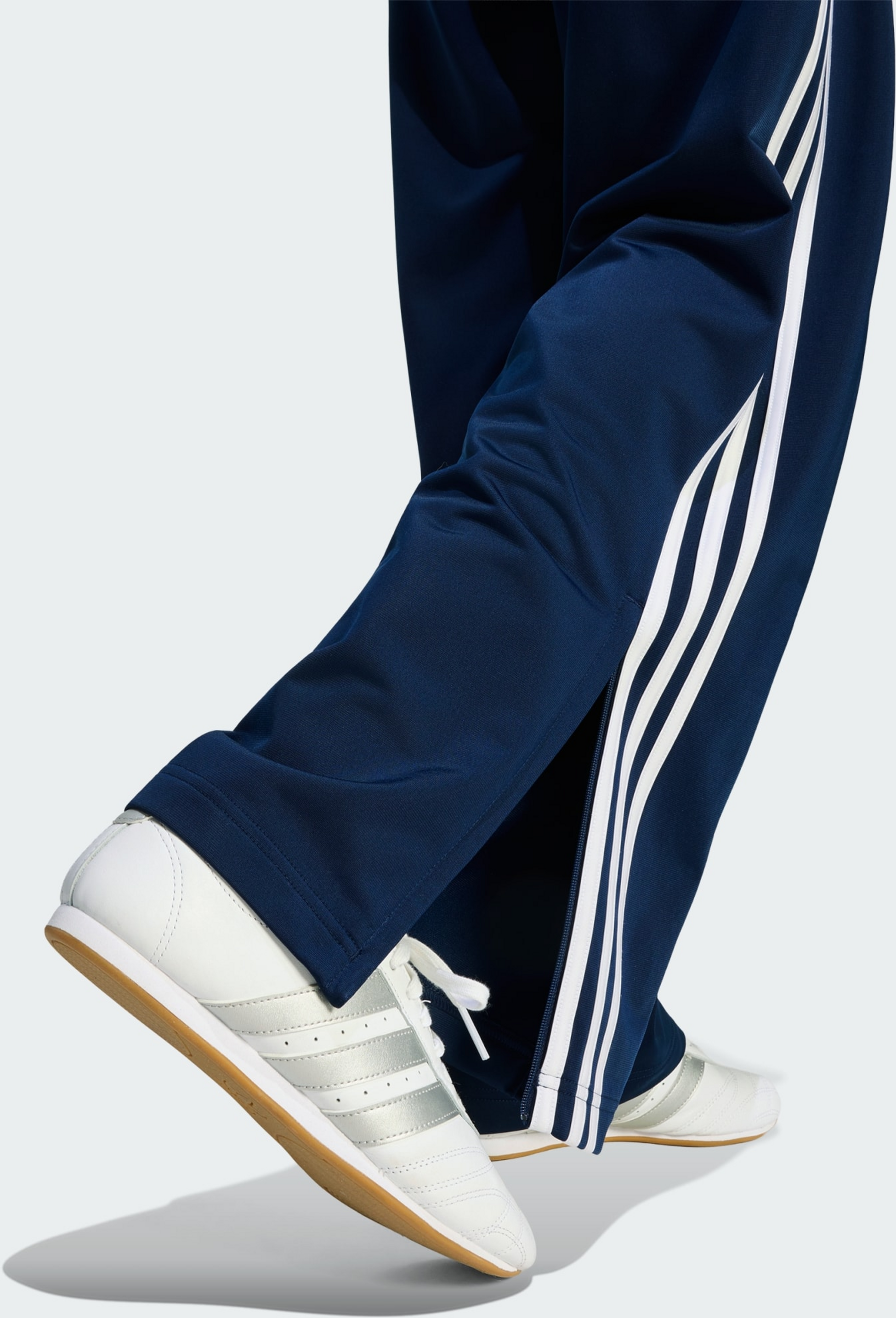 ADIDAS ORIGINALS, Adidas Originals Firebird Loose Tr&auml;ningsbyxor
