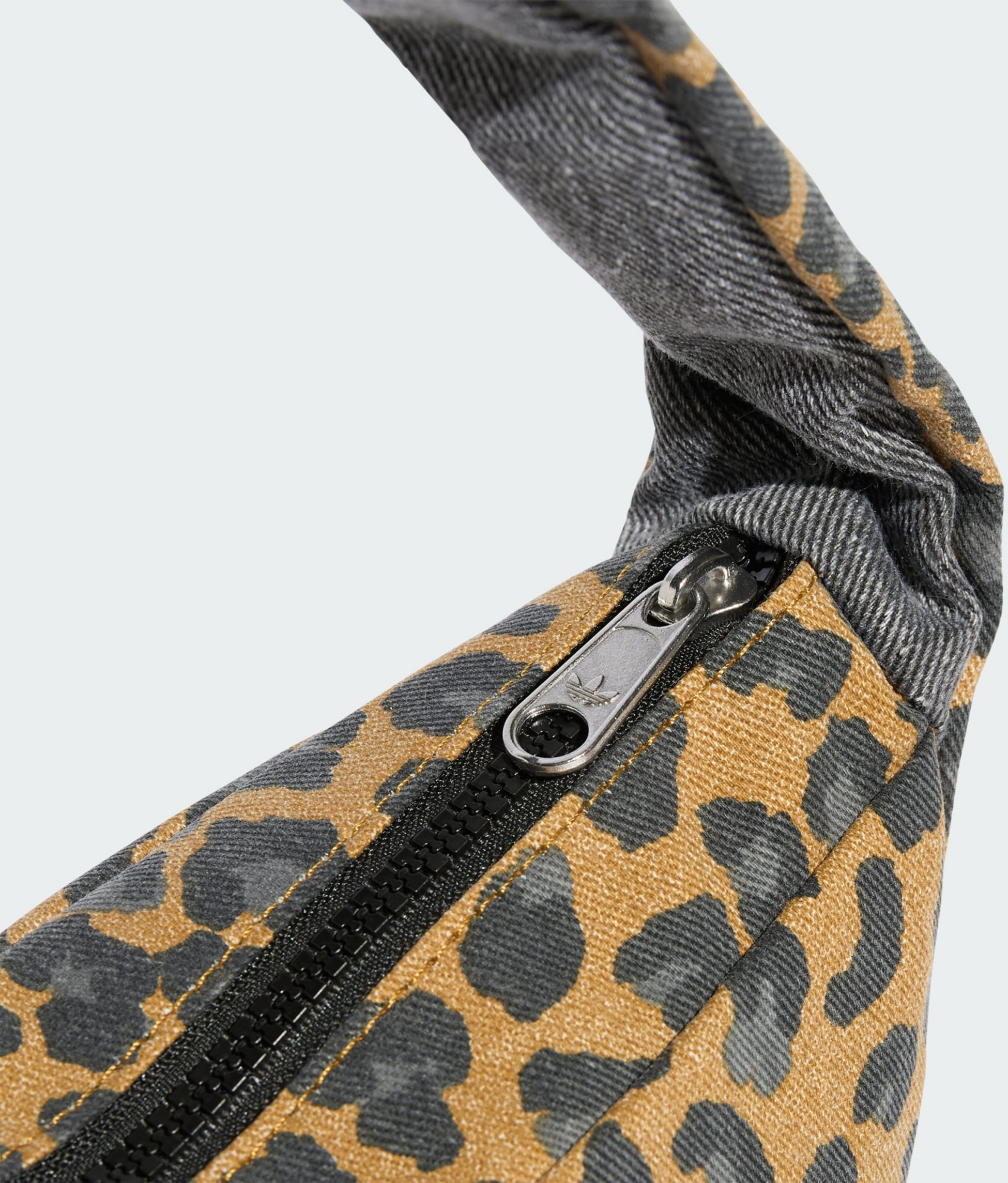 ADIDAS ORIGINALS, Adidas Originals Liten Leopardm&ouml;nstrad Axelv&auml;ska