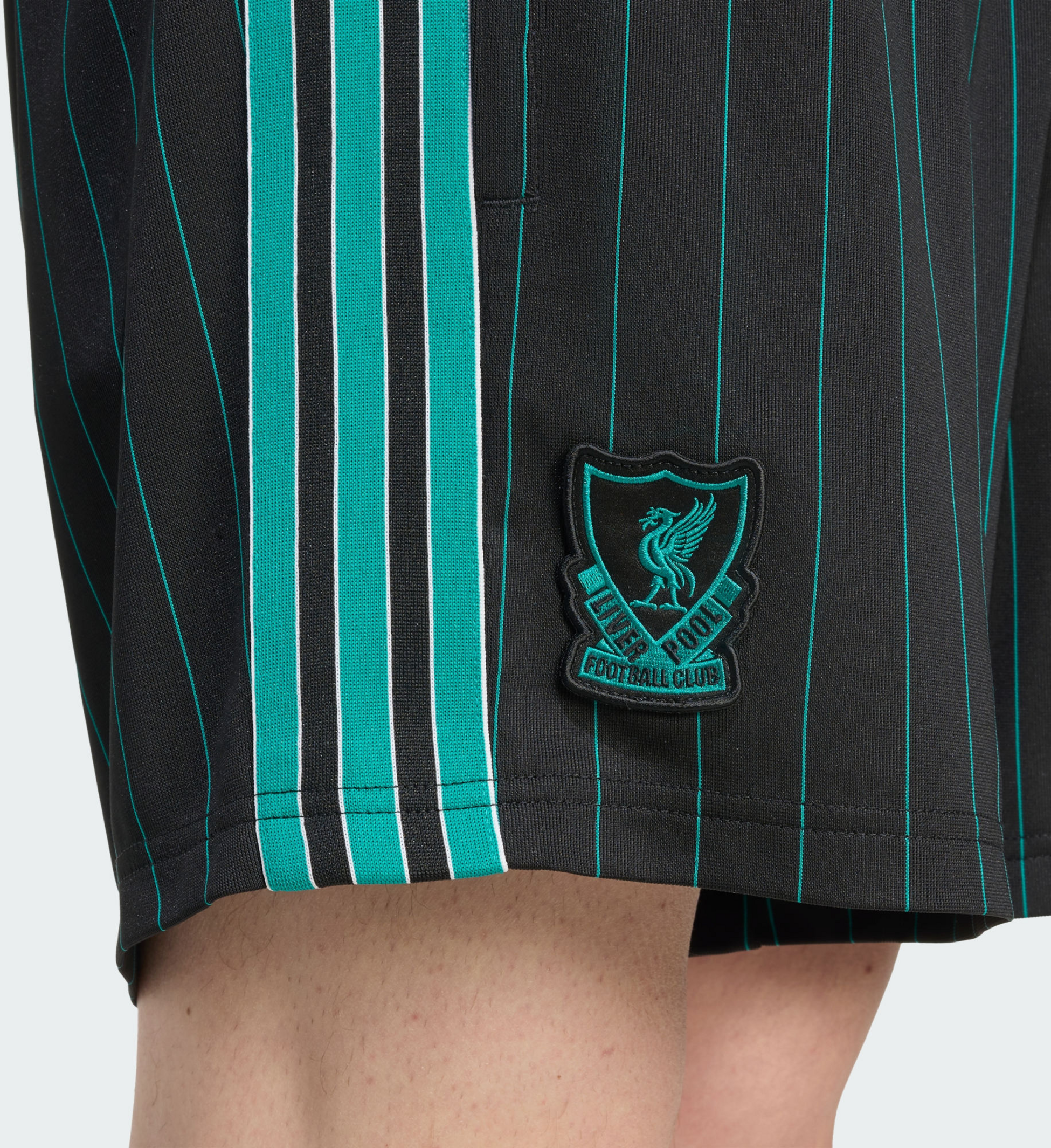 ADIDAS ORIGINALS, Adidas Originals Liverpool Fc Terrace Icons Skjorts