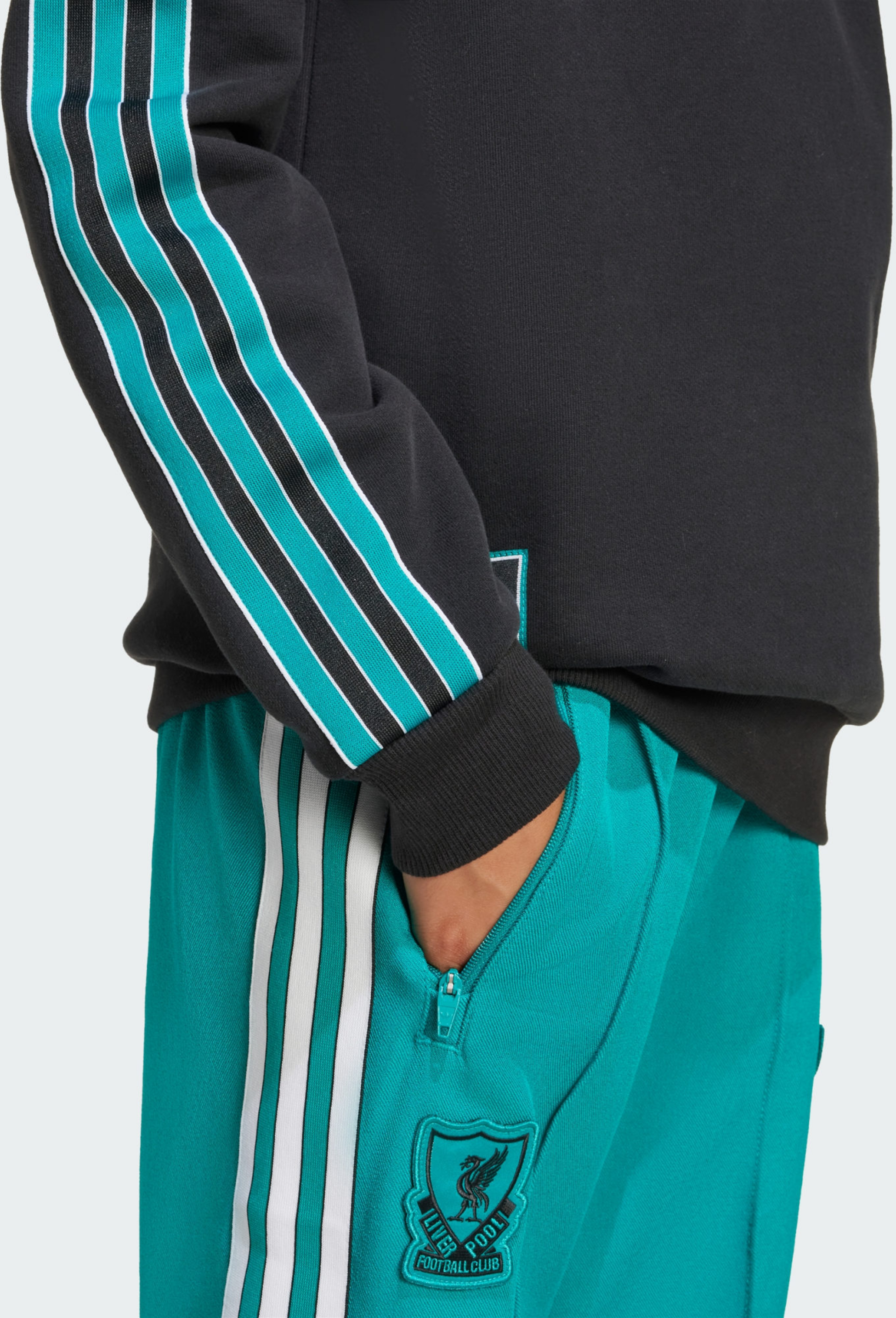 ADIDAS ORIGINALS, Adidas Originals Liverpool Fc Terrace Icons Sweatshirt För Barn