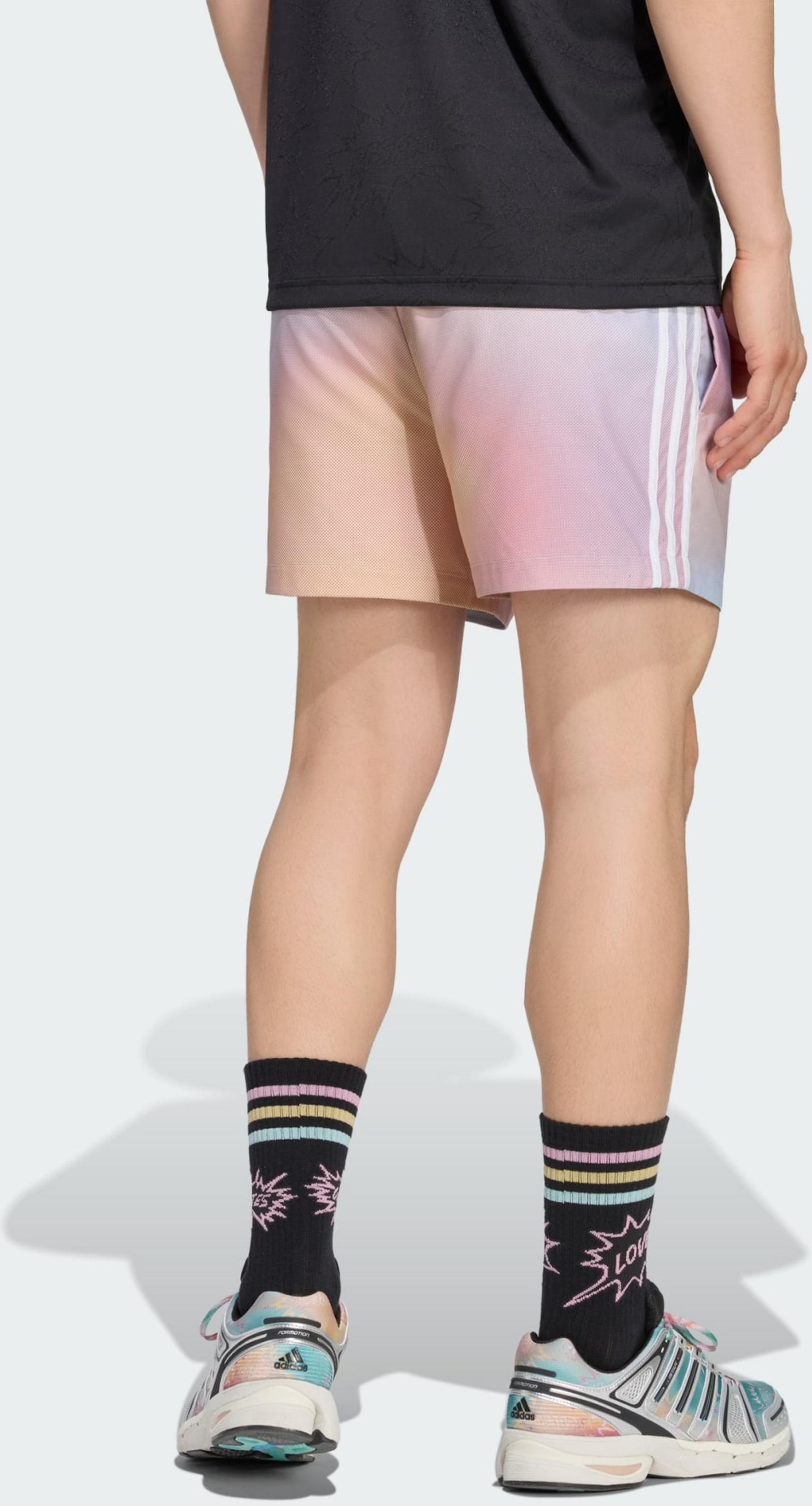 ADIDAS ORIGINALS, Adidas Originals Love Unites Aop Shorts (vattent&auml;ta)