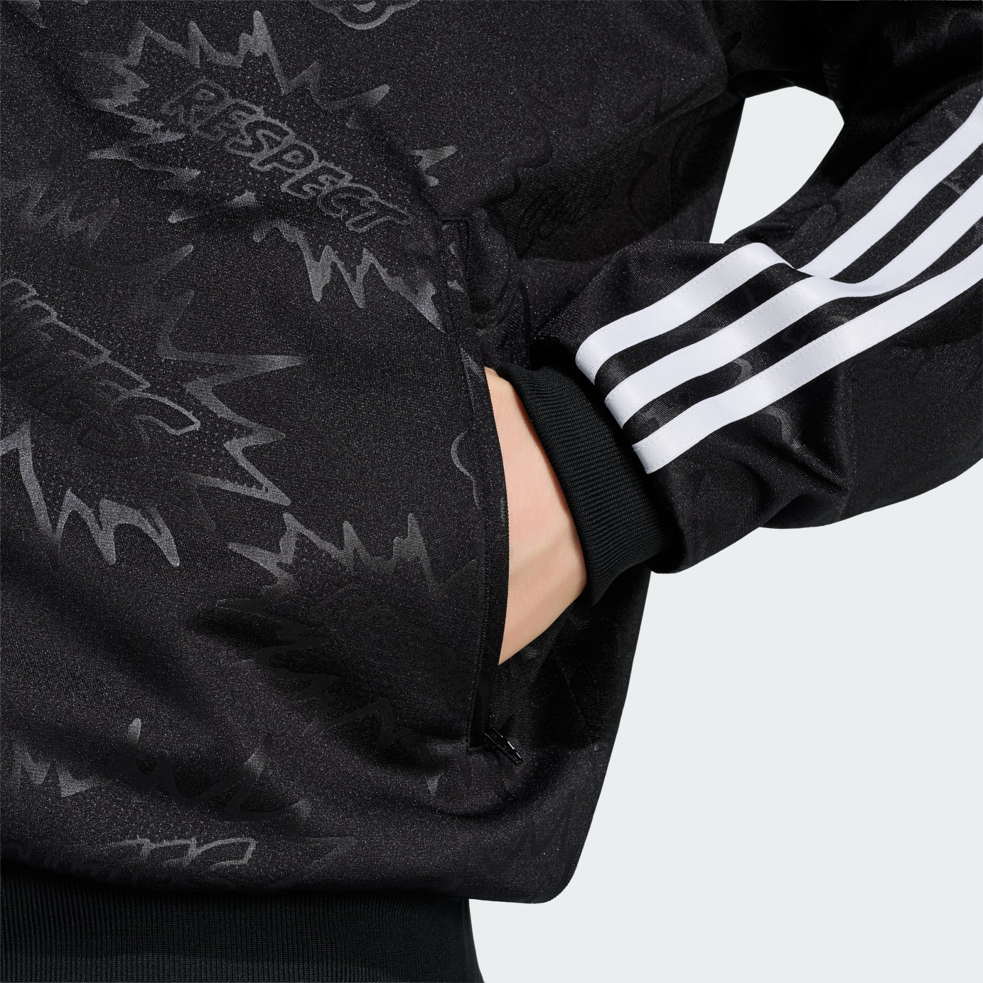 ADIDAS ORIGINALS, Adidas Originals Love Unites Fb Tt Tr&auml;ningsjacka